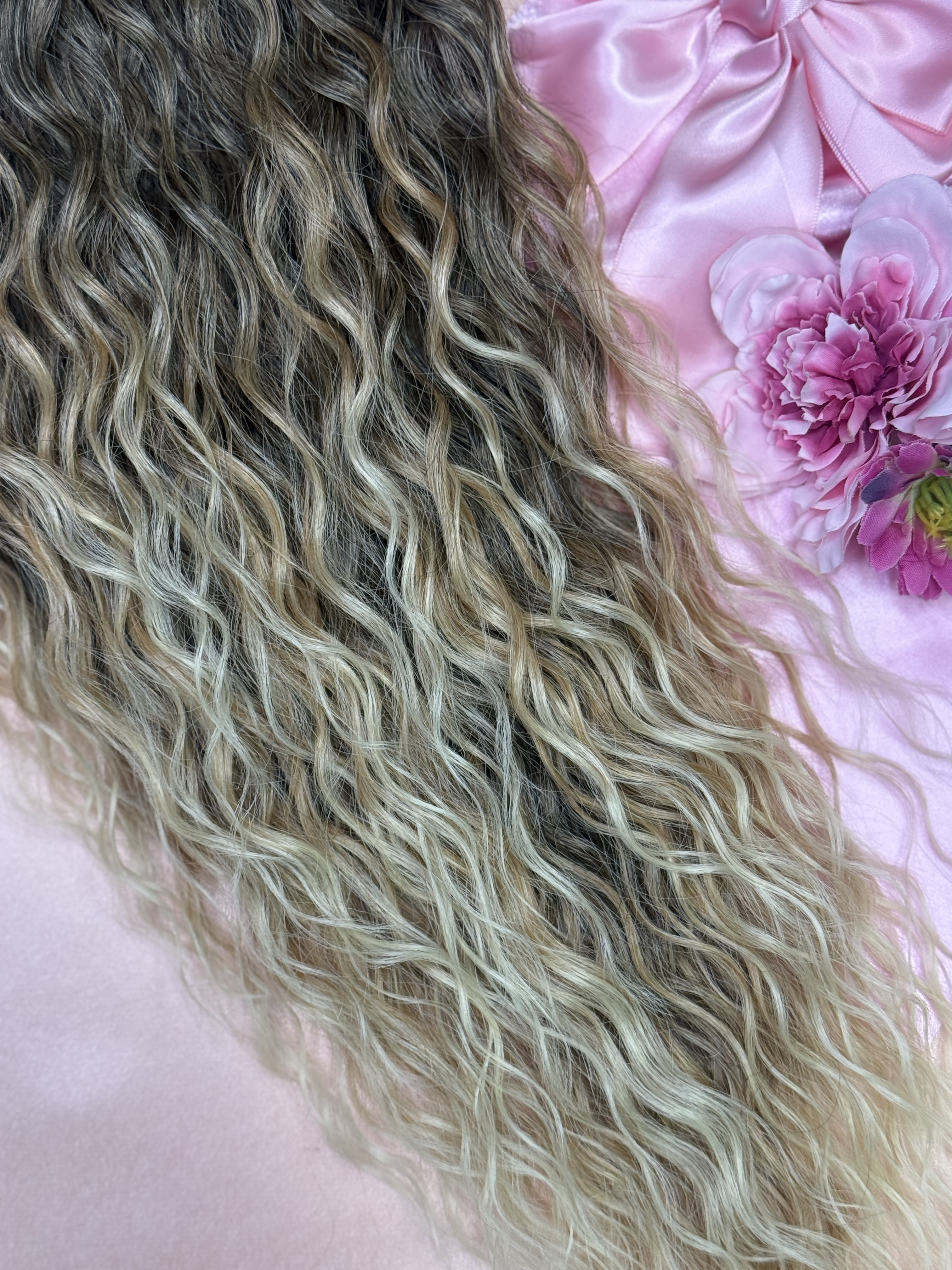 Kucyk Krótki Water Wave ombre ciemny blond