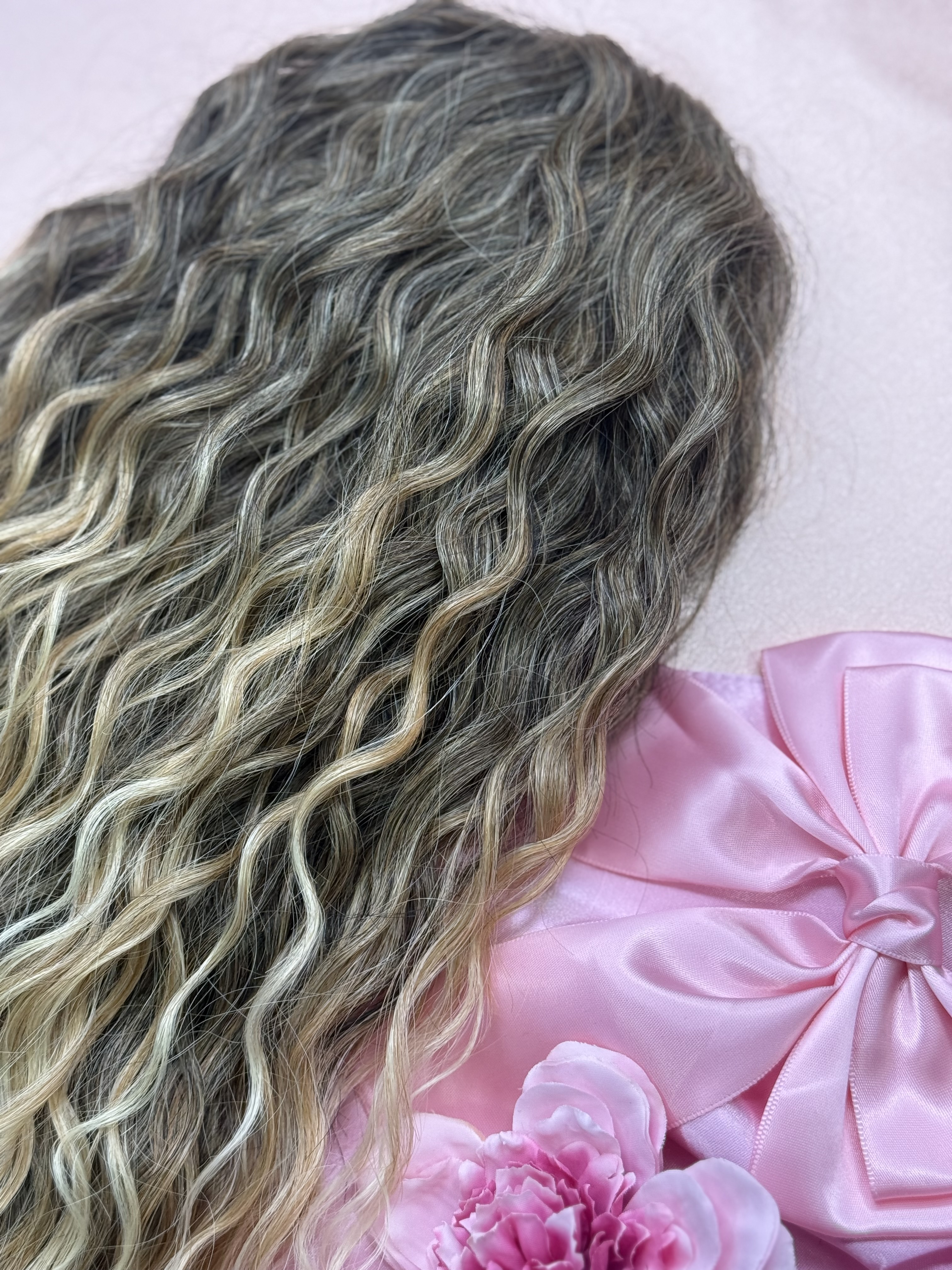 Kucyk Krótki Water Wave ombre ciemny blond