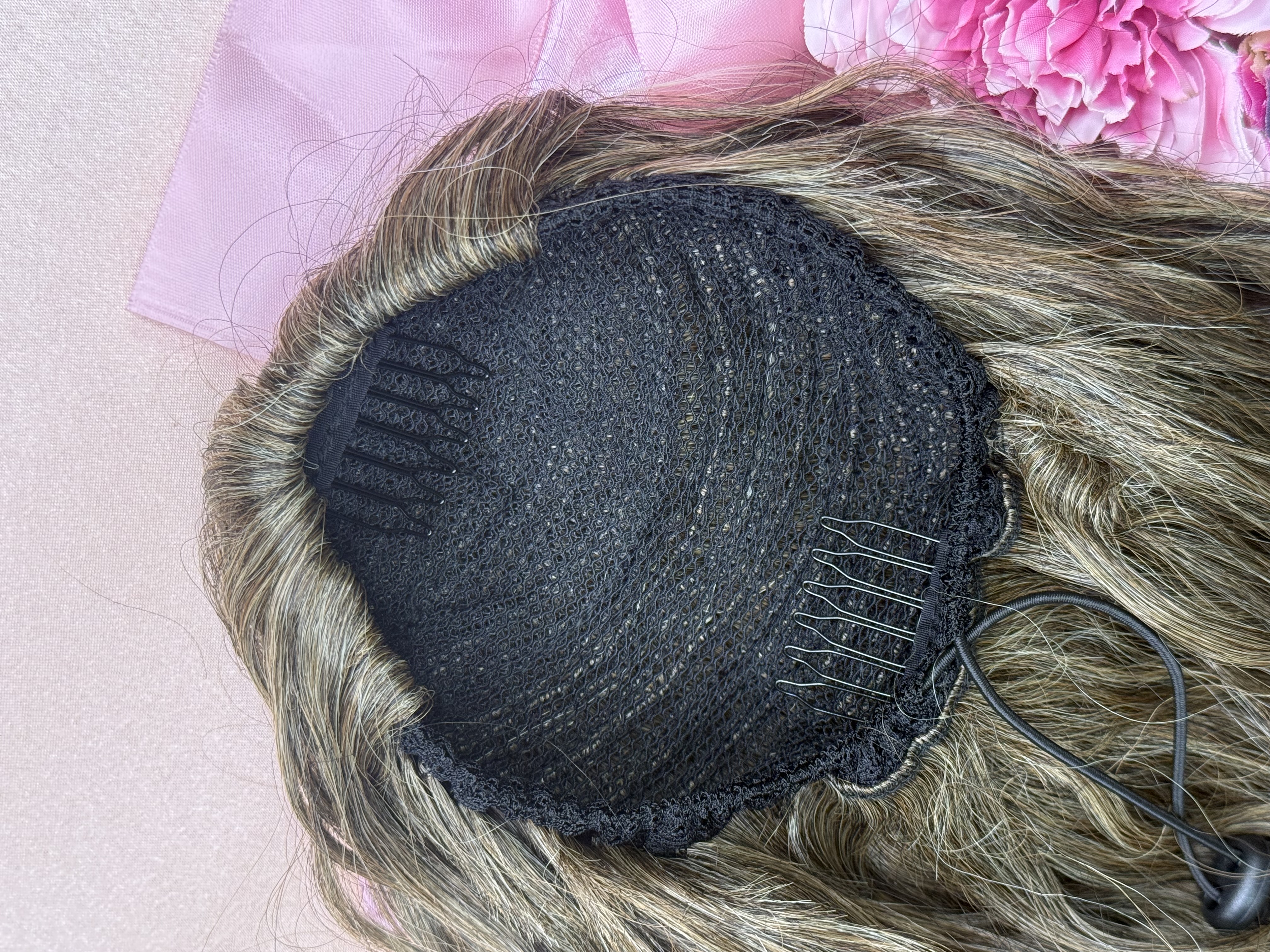 Kucyk Krótki Water Wave ombre ciemny blond