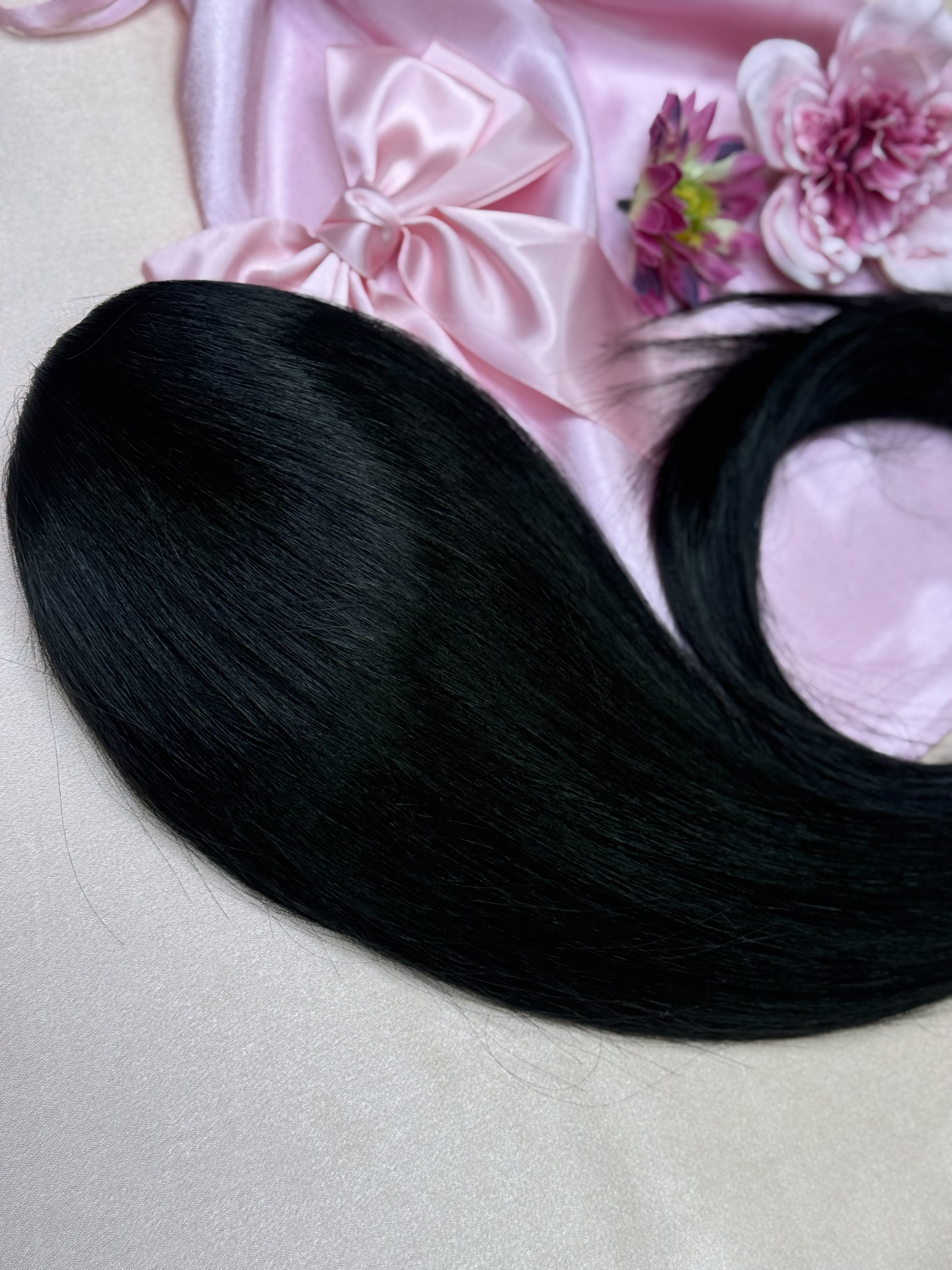 Kucyk Prosty Czarny długi