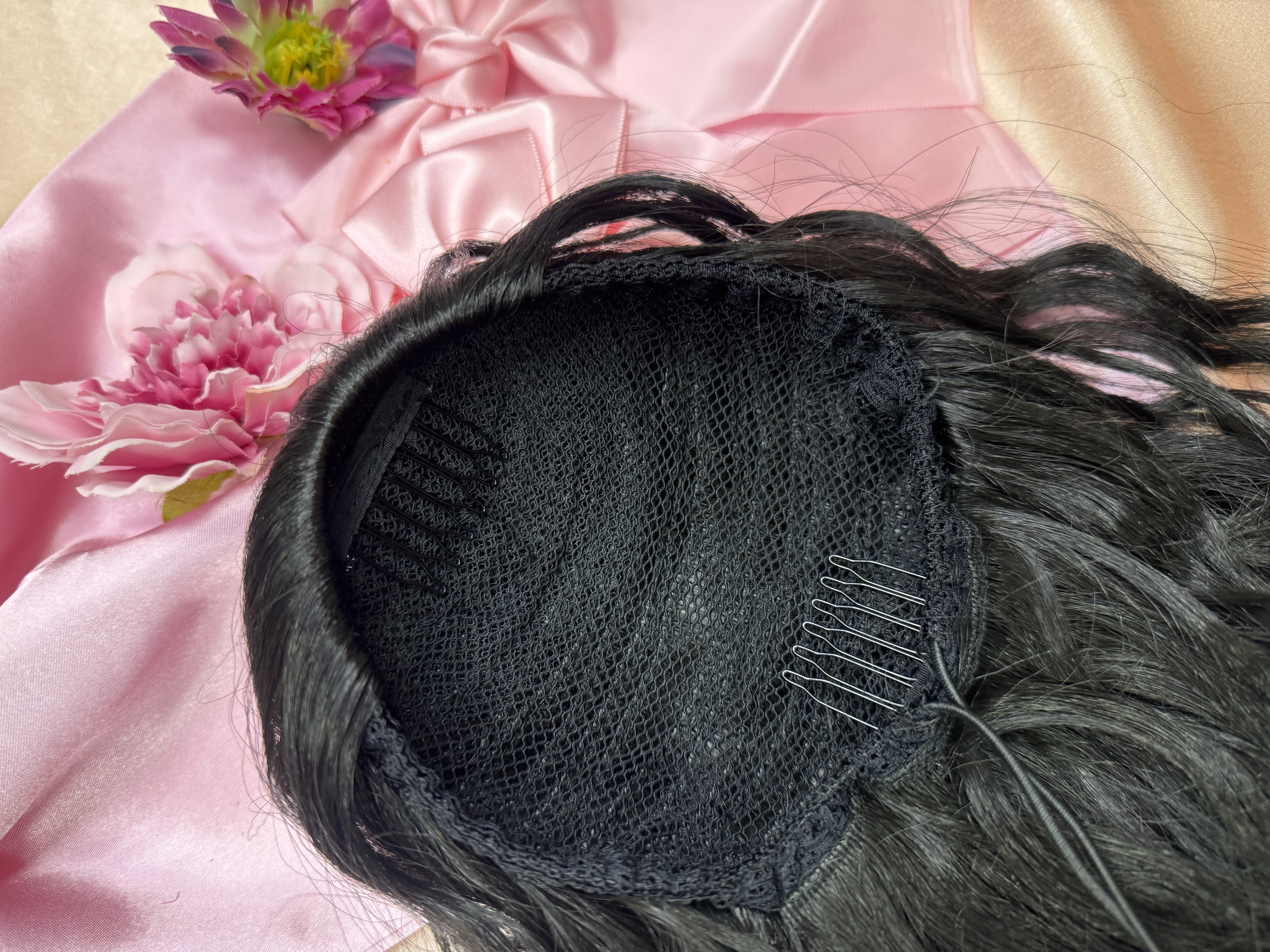 Kucyk Długi Water Wave Czarny