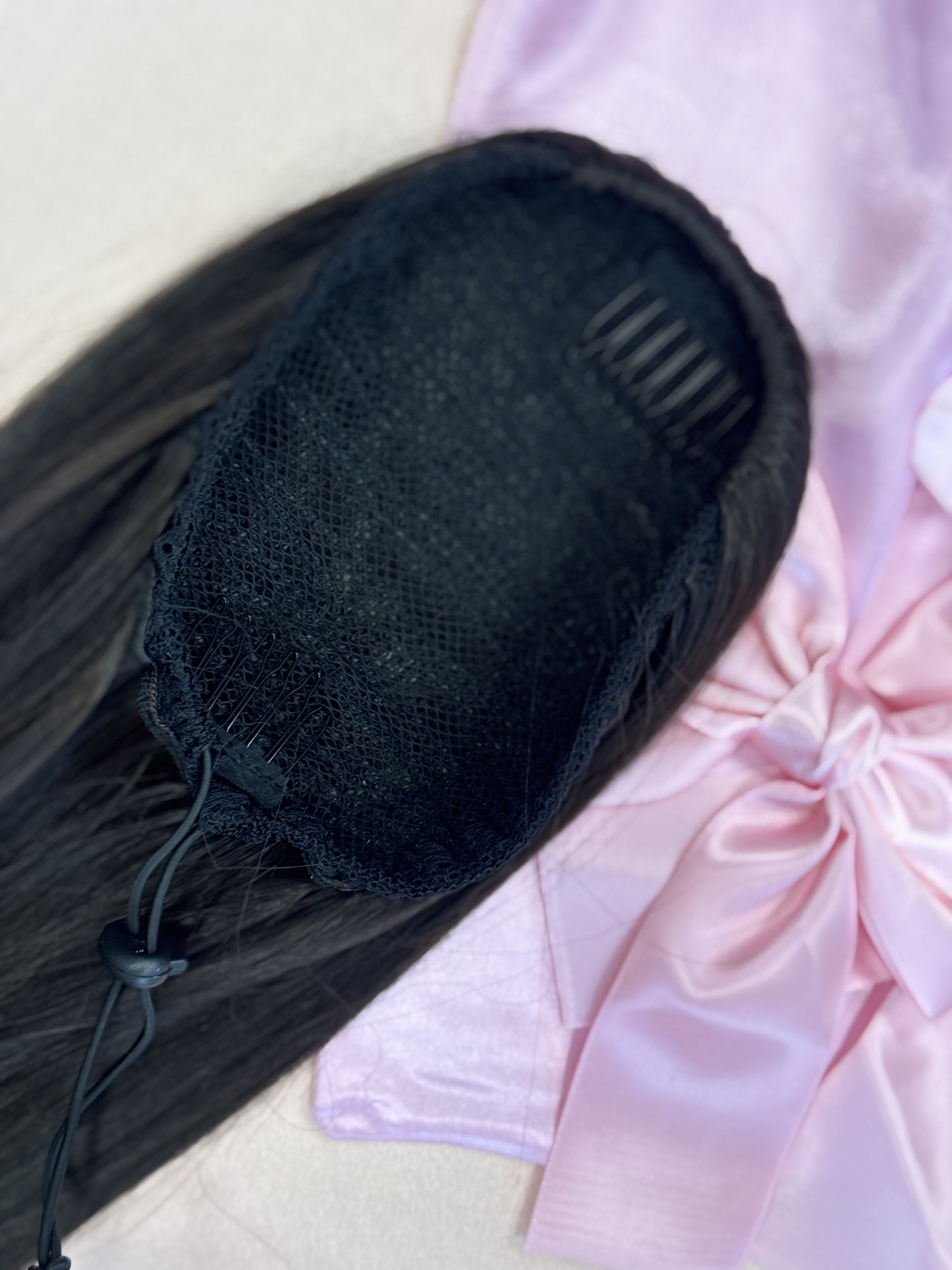 Kucyk Prosty Krótki Ciemny Brąz