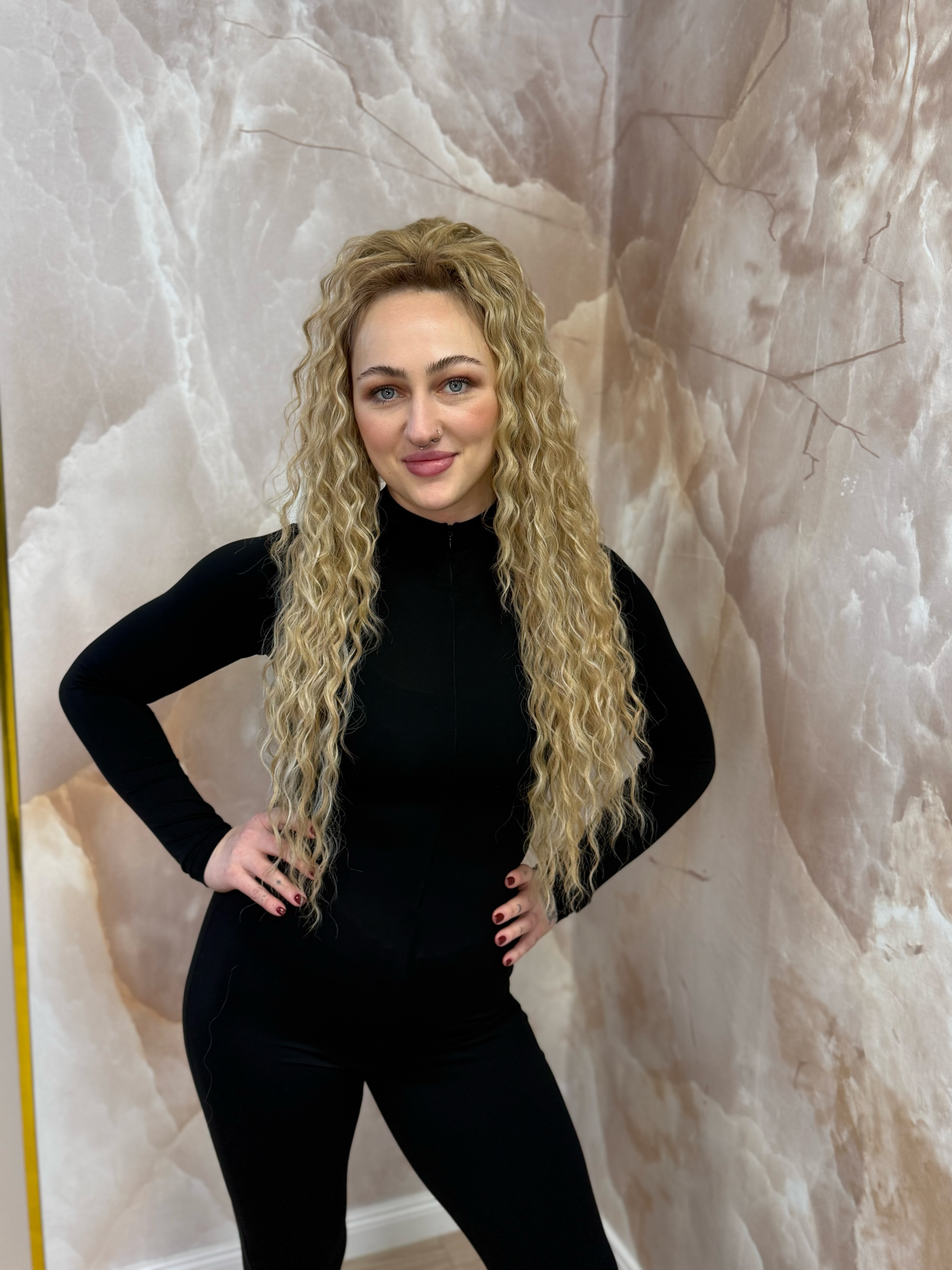 Kucyk Długi Water Wave Beżowy Blond
