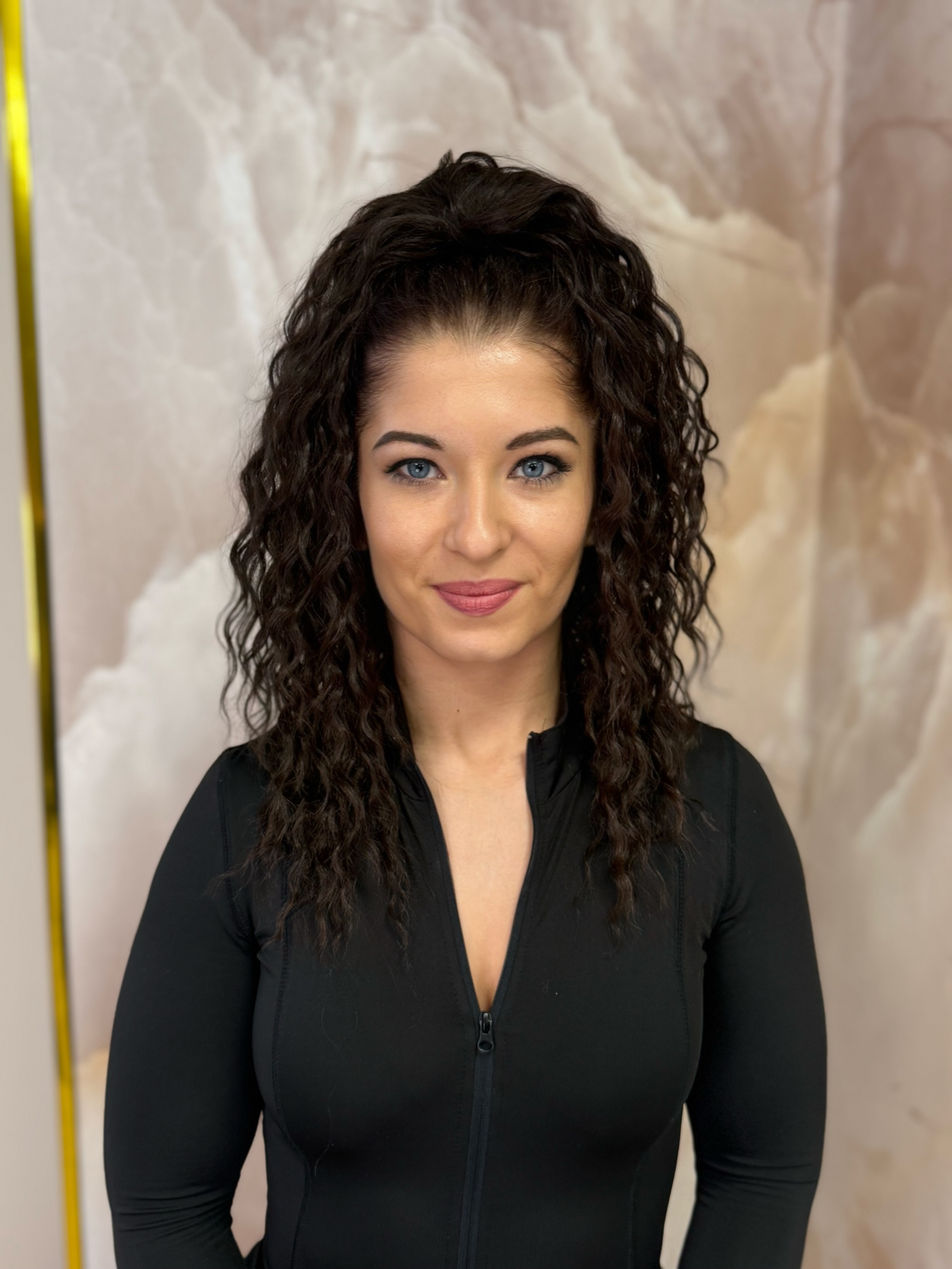 Kucyk Krótki Water Wave Ciemny Brąz