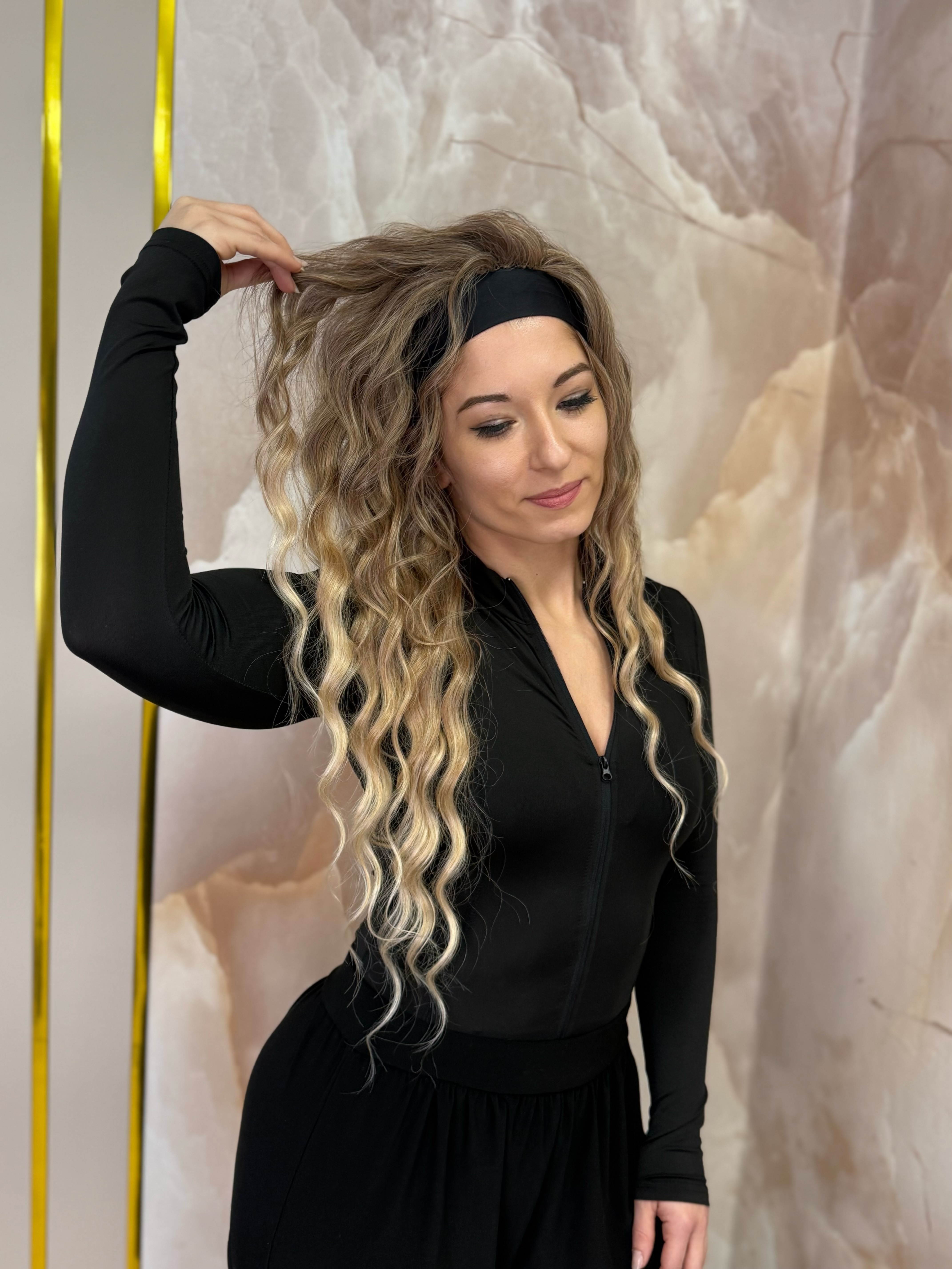 Peruka na opasce Falowana- NA ZAMÓWIENIE, robiona ręcznie