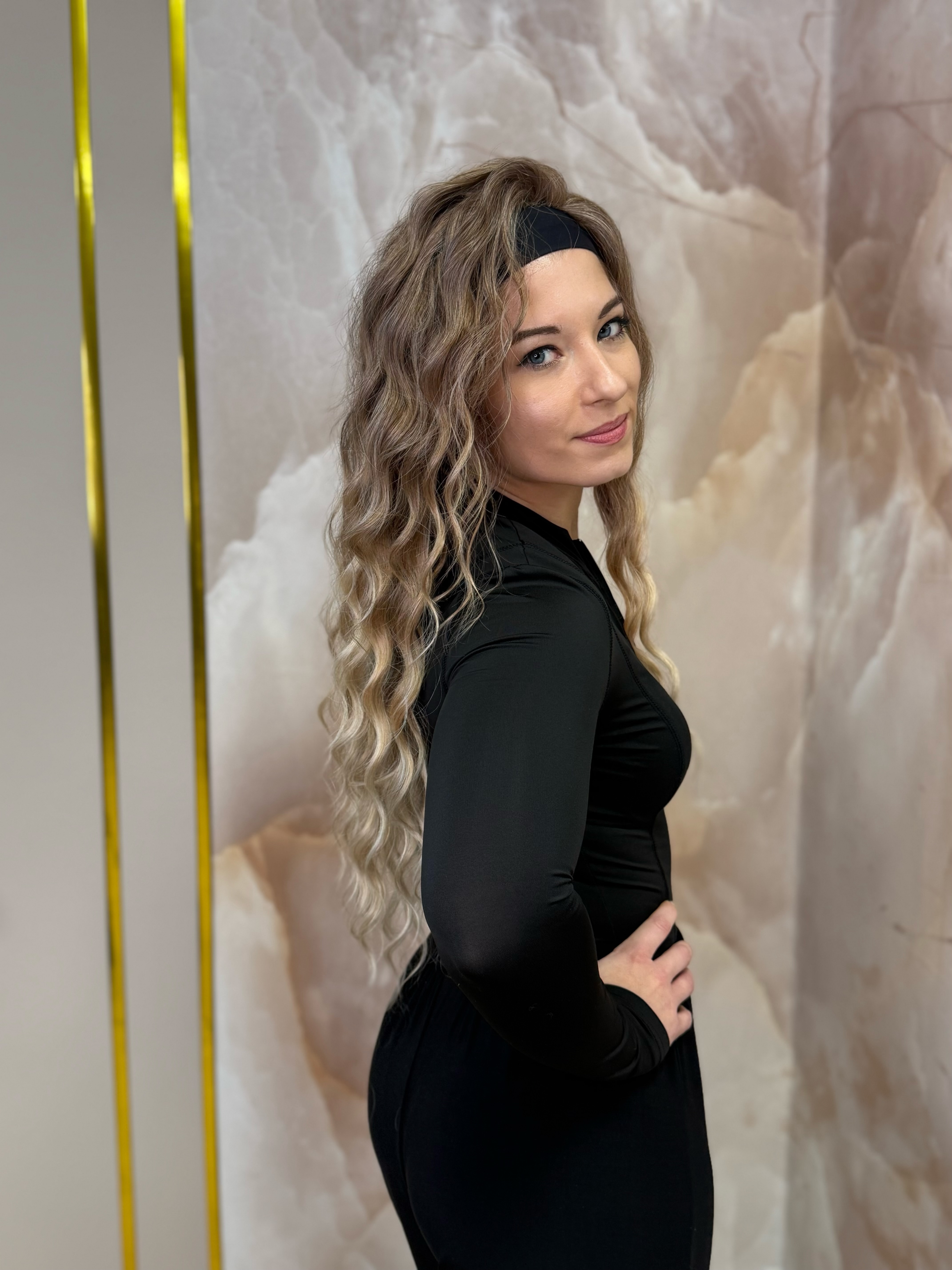 Peruka na opasce Falowana- NA ZAMÓWIENIE, robiona ręcznie