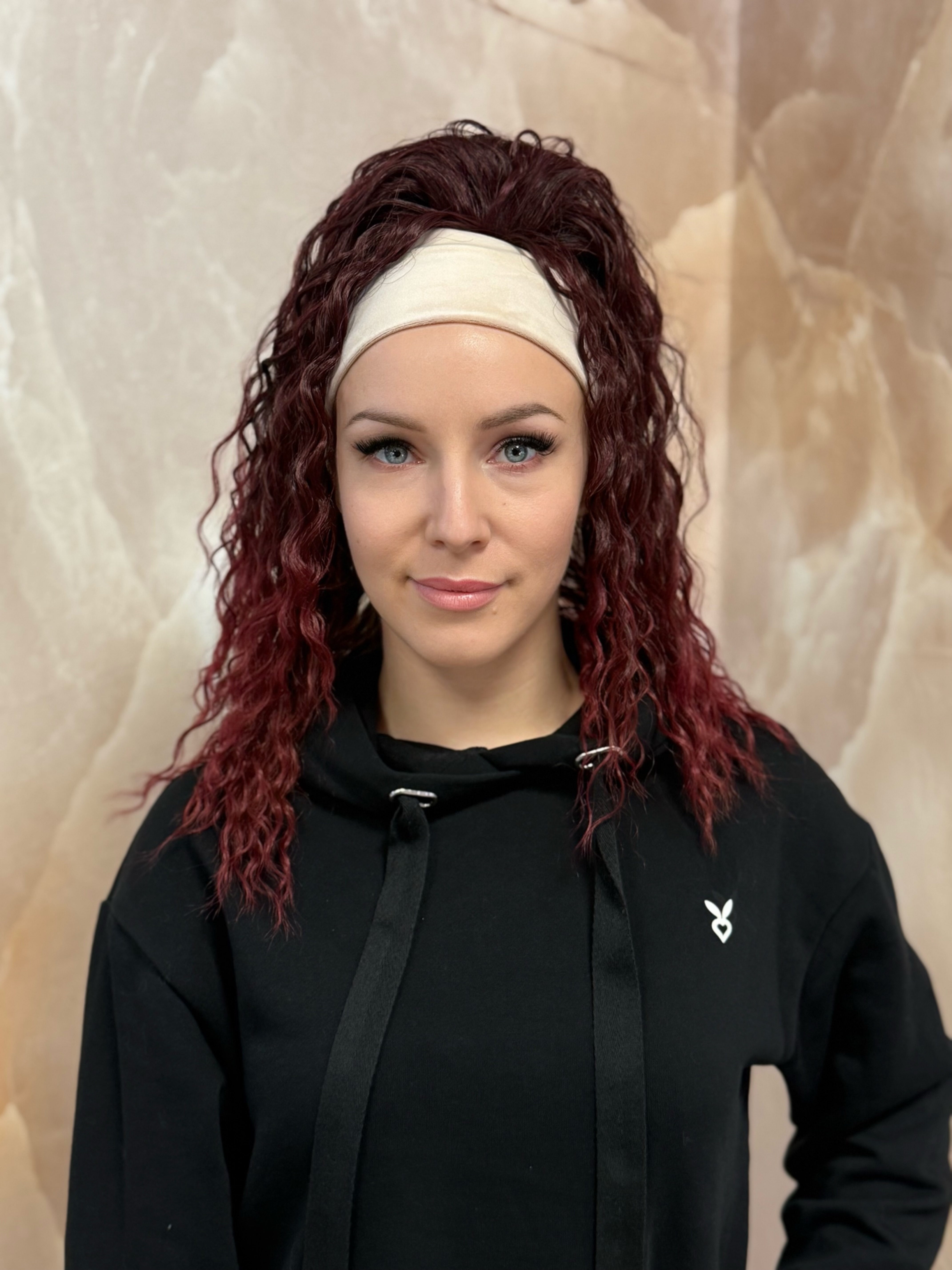 Kucyk Water Wave Krótki Bordo