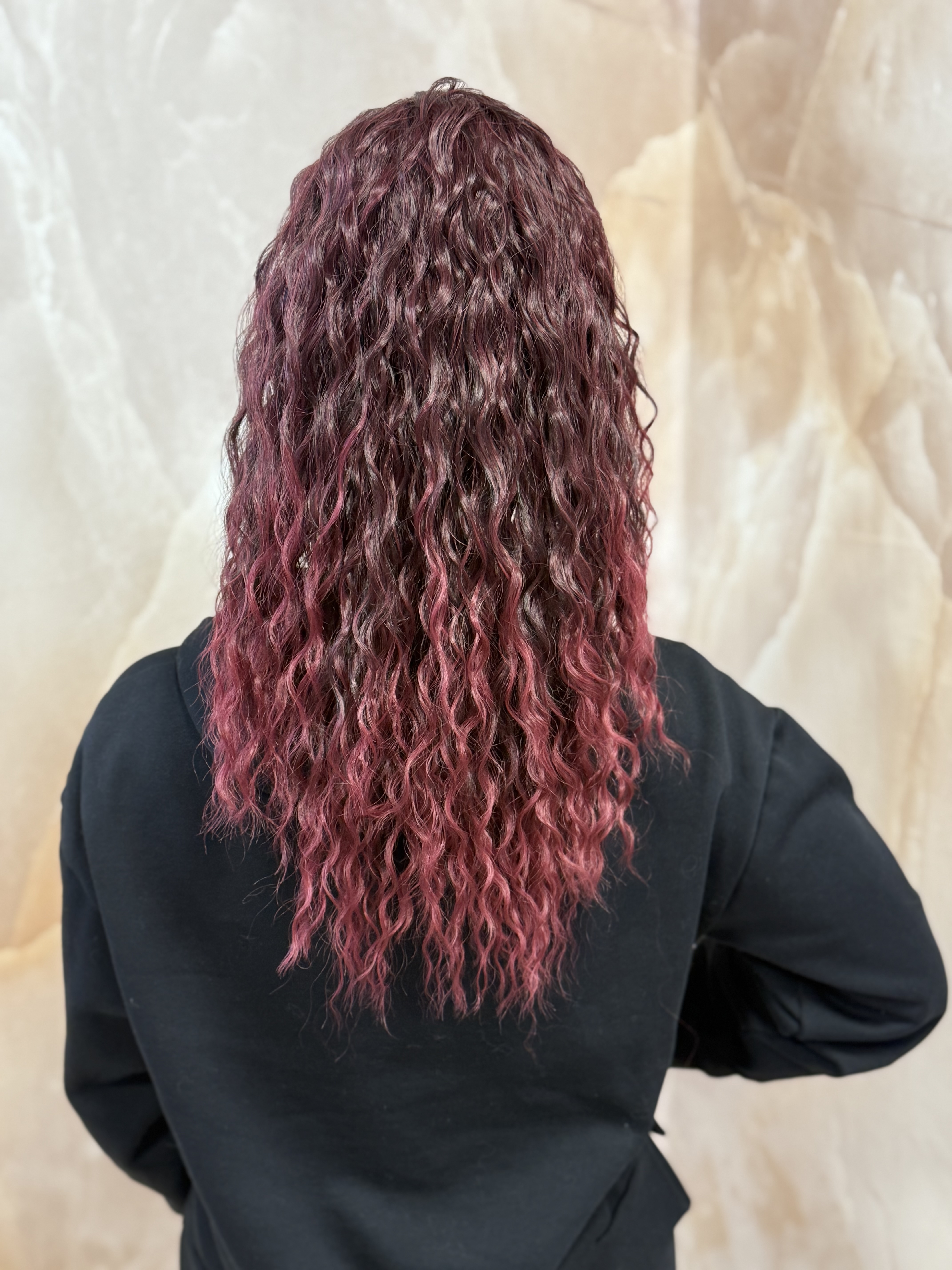 Kucyk Water Wave Krótki Bordo