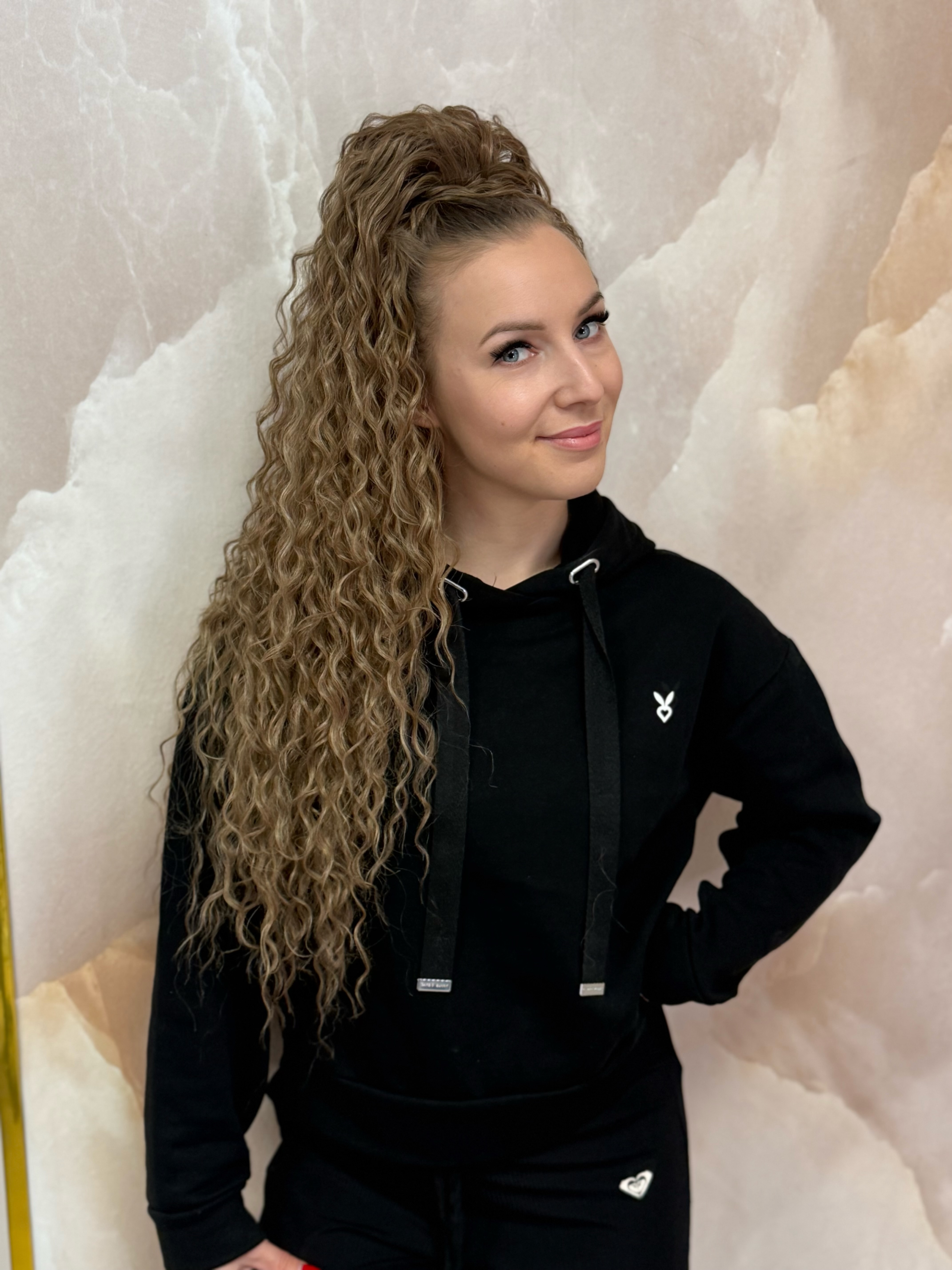 Kucyk Water Wave Długi Toffie