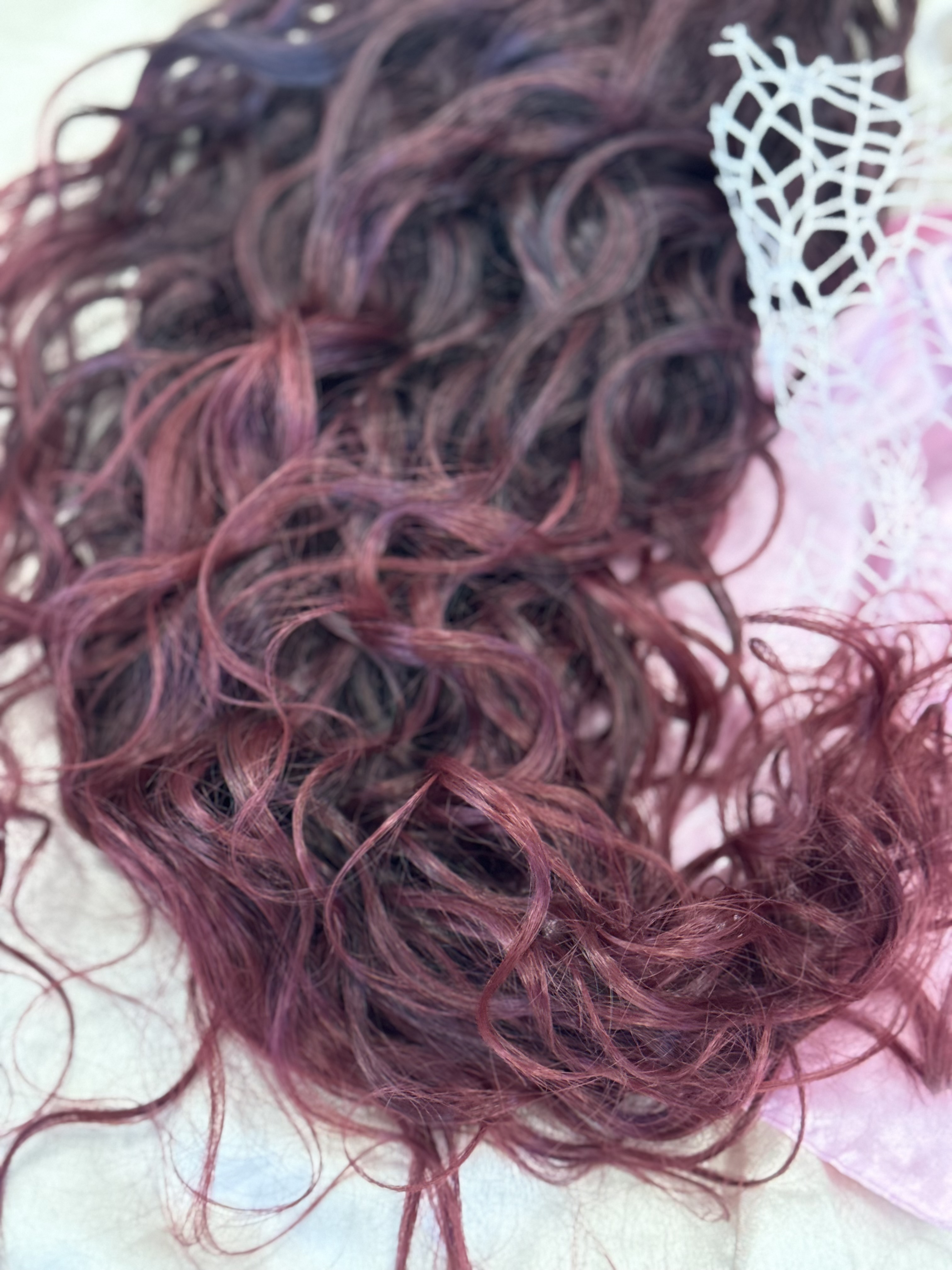 Kucyk Ocean Wave Długi Bordo