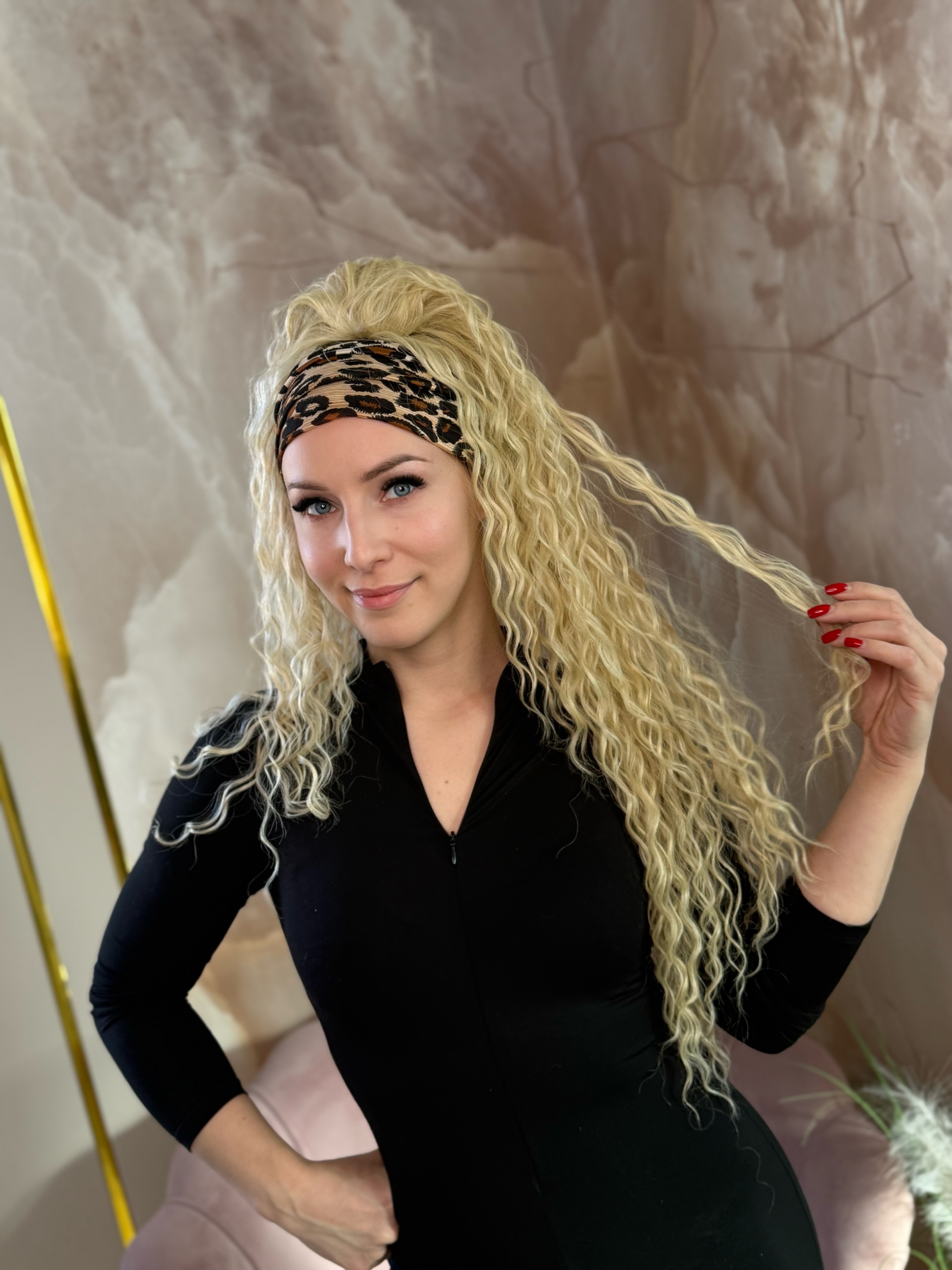 Kucyk Water Wave Długi Słoneczny Blond