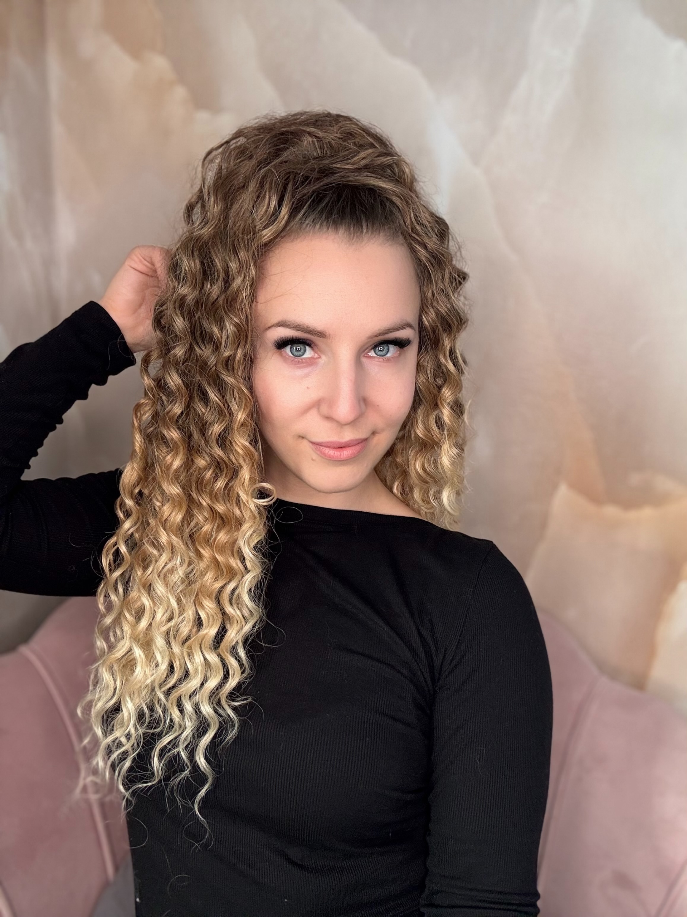 Kucyk długi Kręcony Blond Ombre