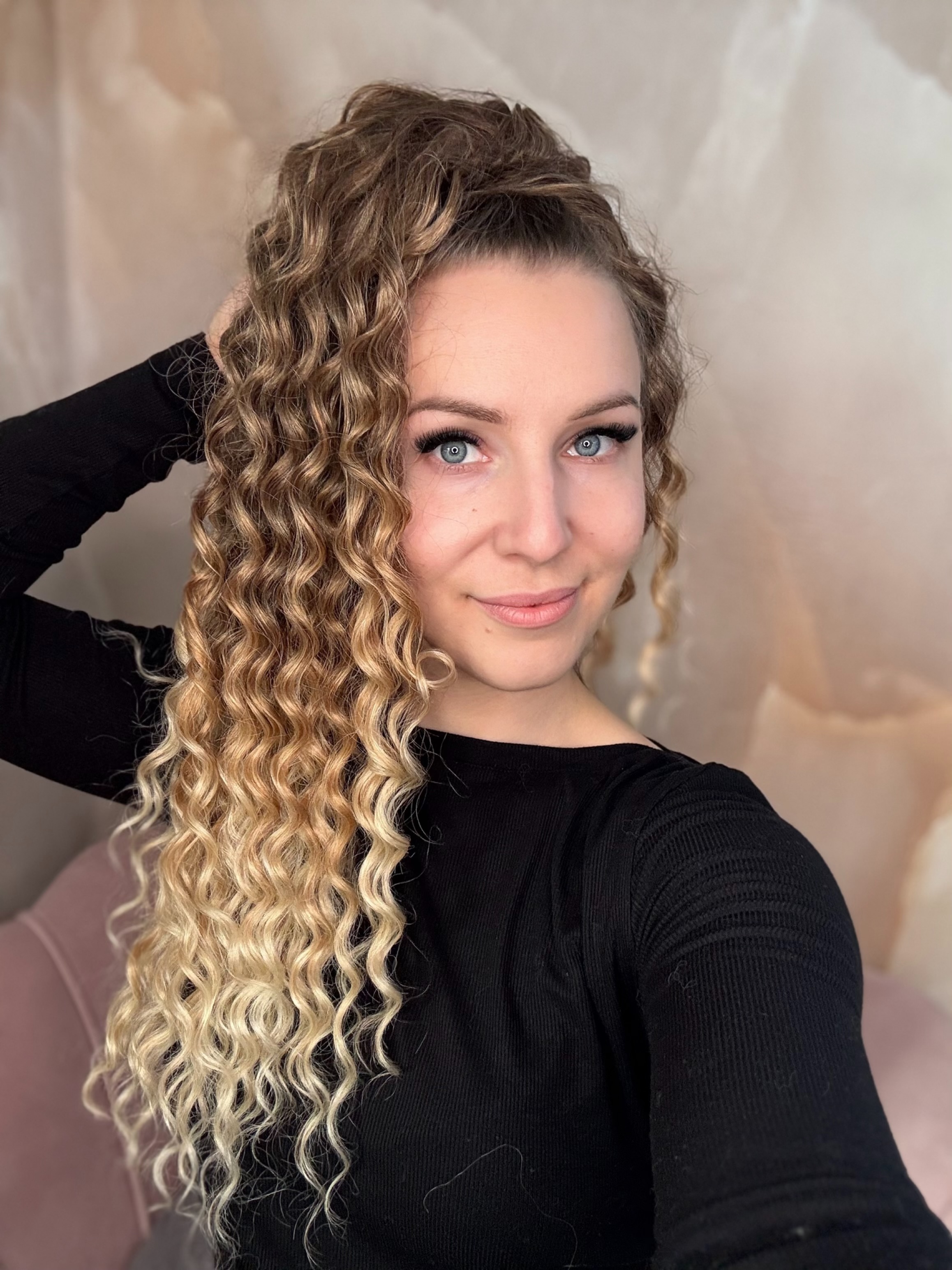 Kucyk długi Kręcony Blond Ombre