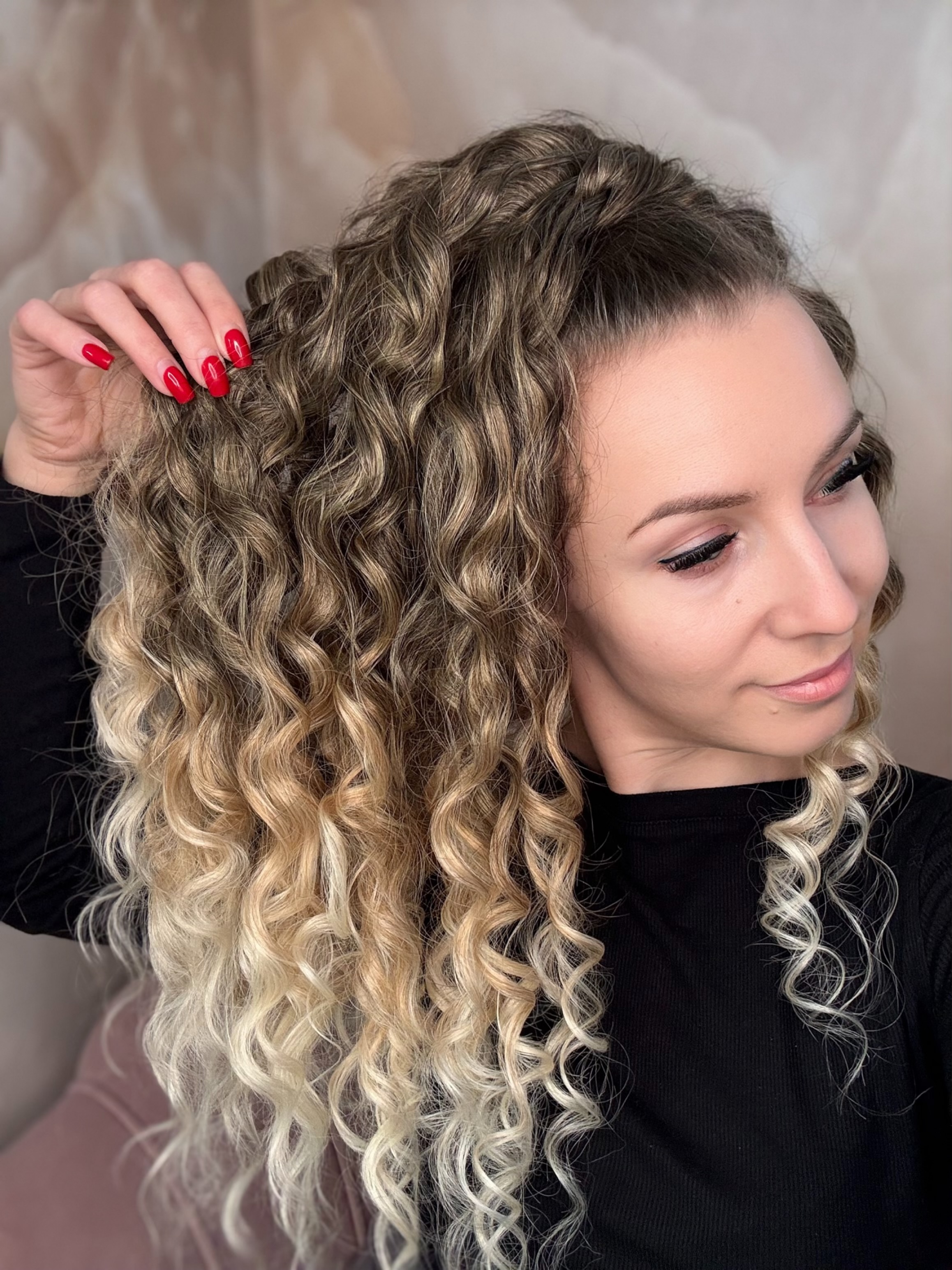 Kucyk Długi Loki Ombre Ciemny Blond