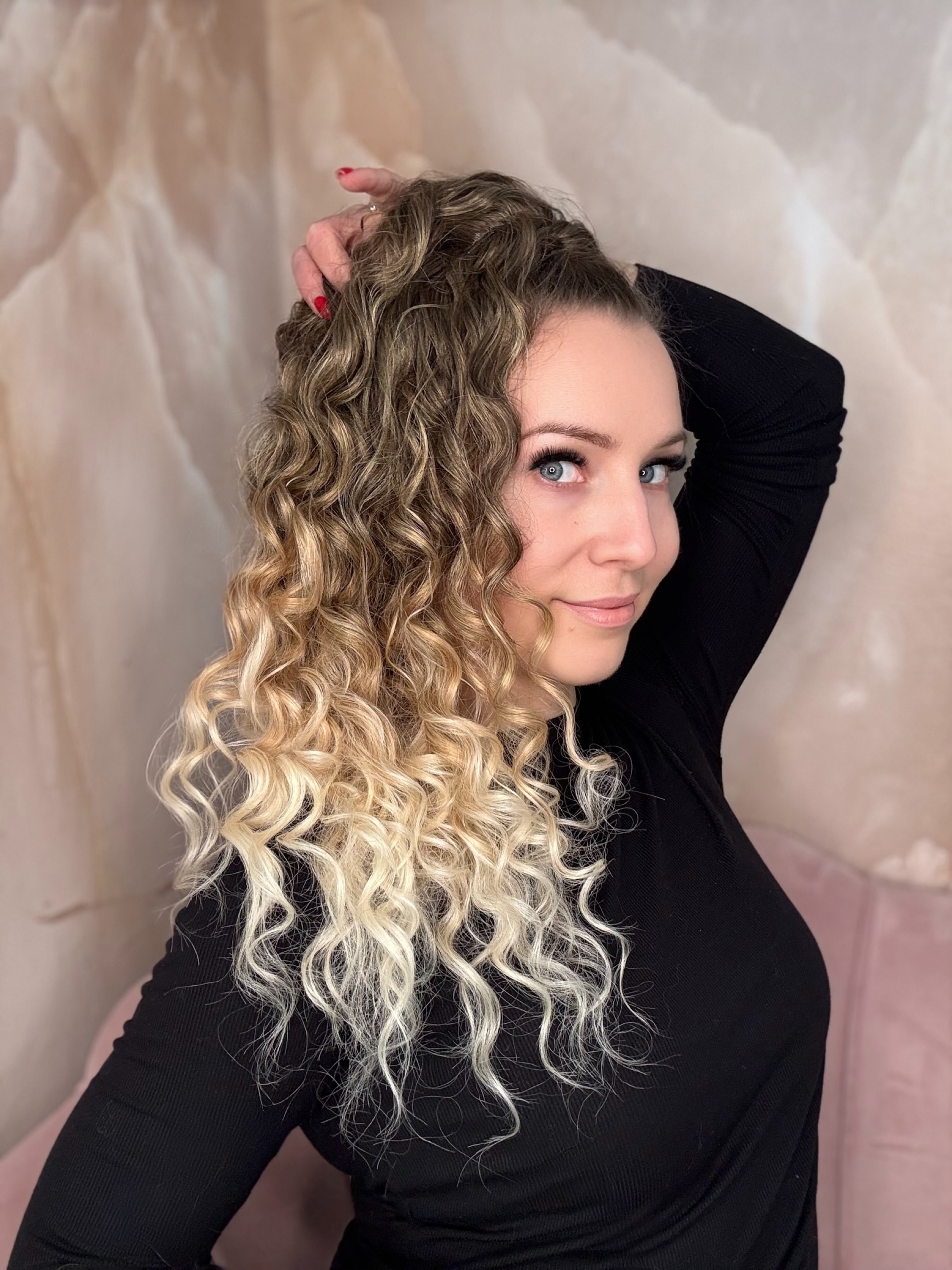 Kucyk Długi Loki Ombre Ciemny Blond