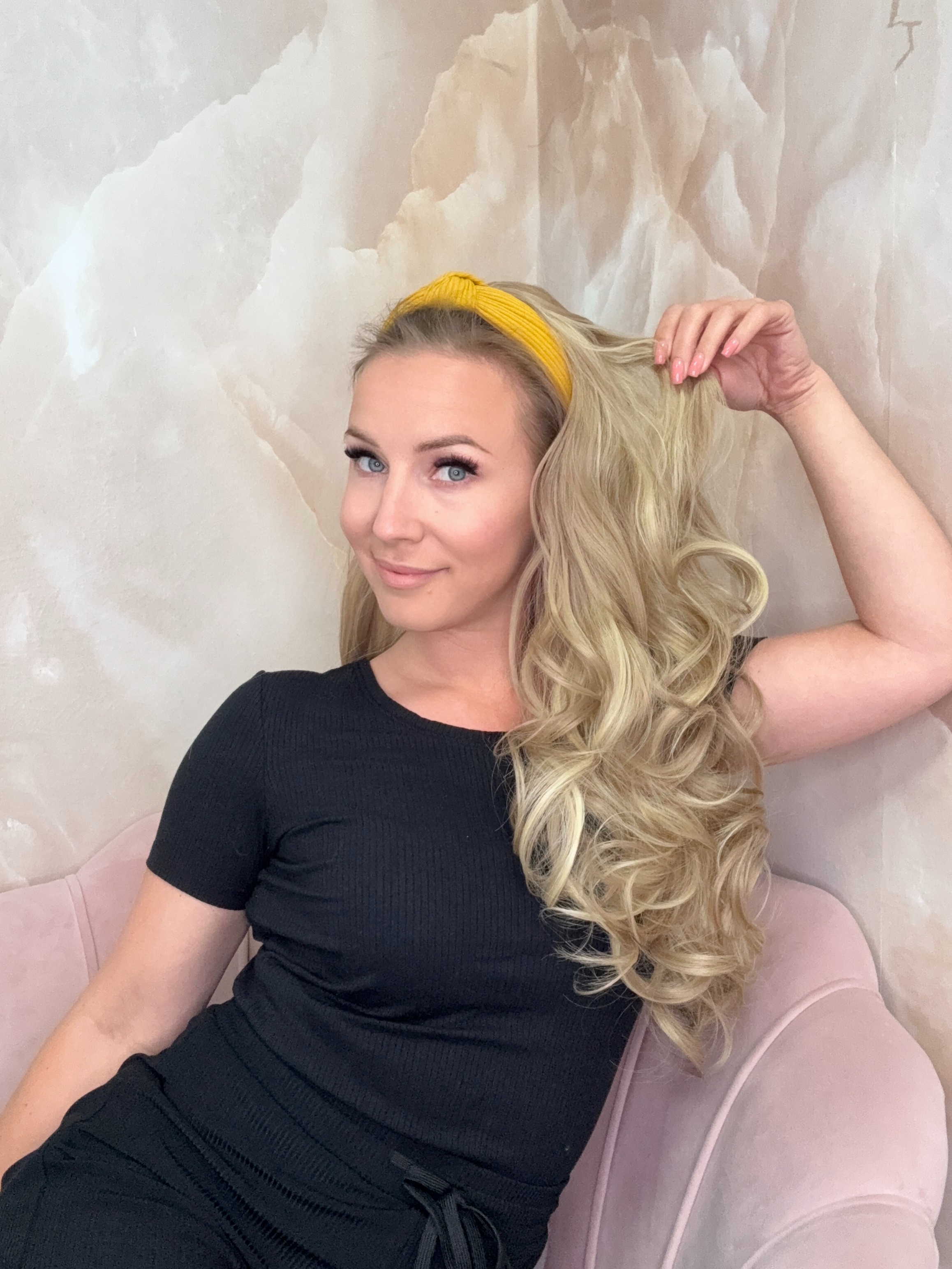 Peruka na opasce Blond Pasemka