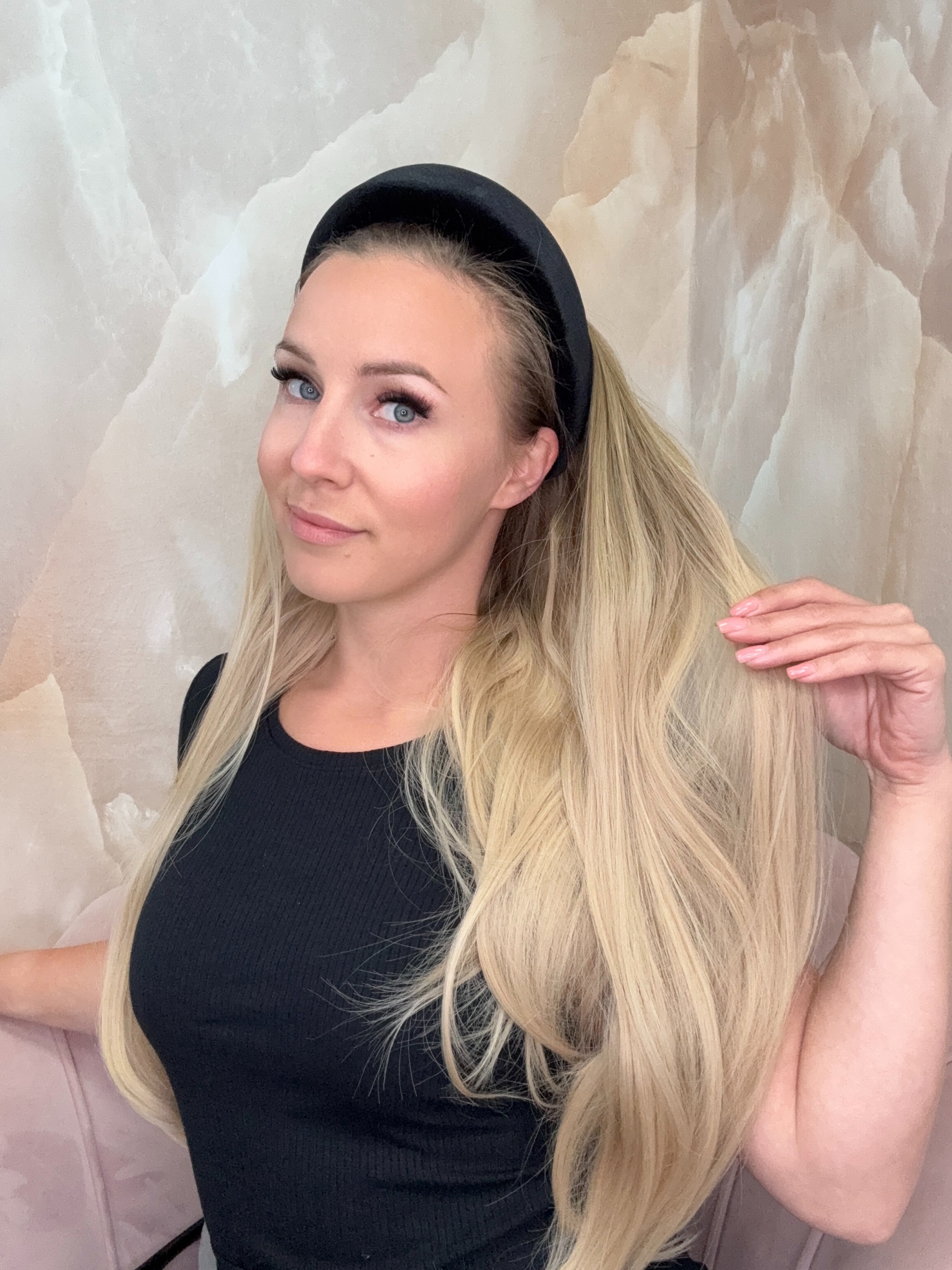 Peruka Prosta na opasce Jasny blond Ombre