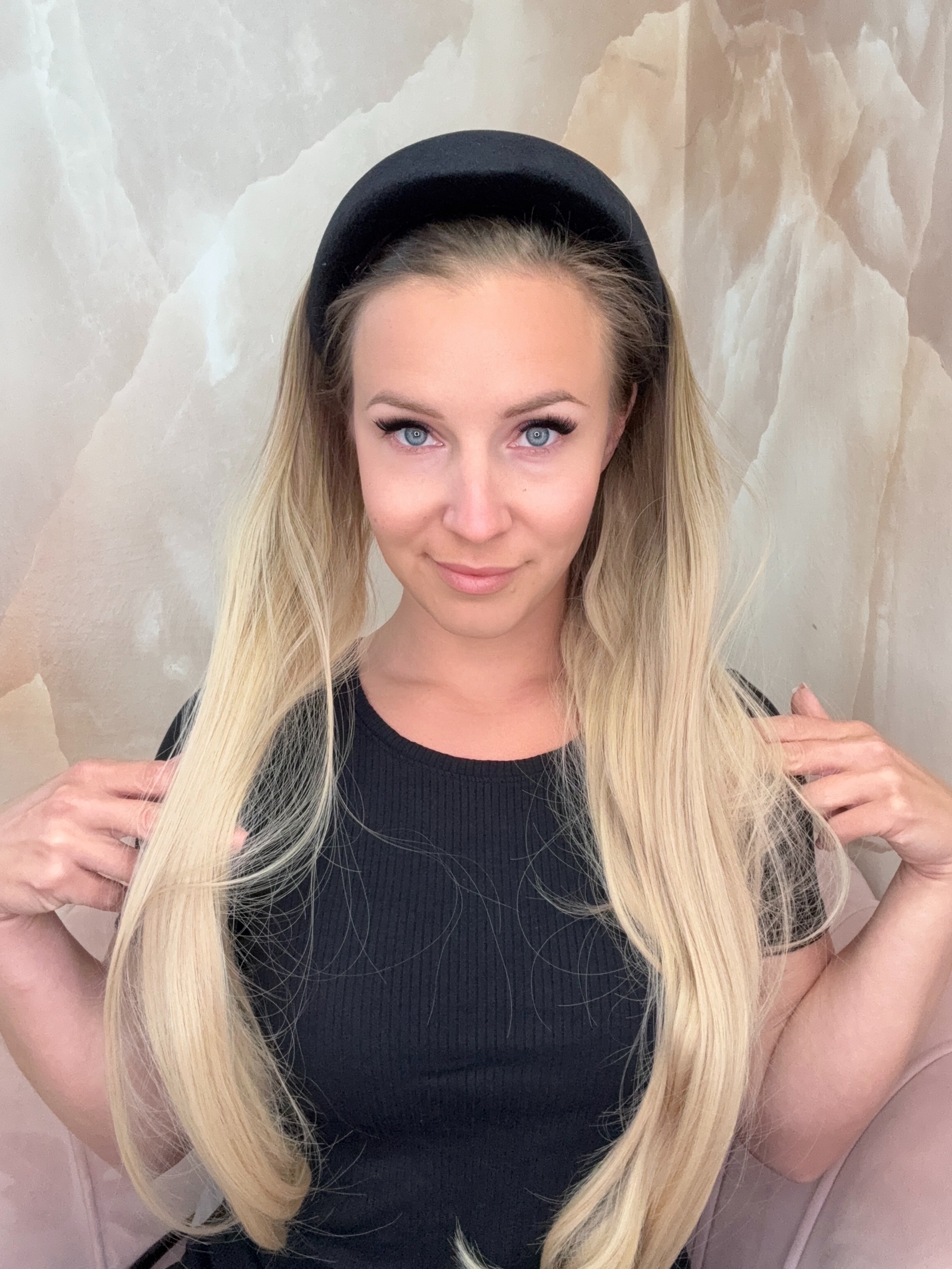 Peruka Prosta na opasce Jasny blond Ombre
