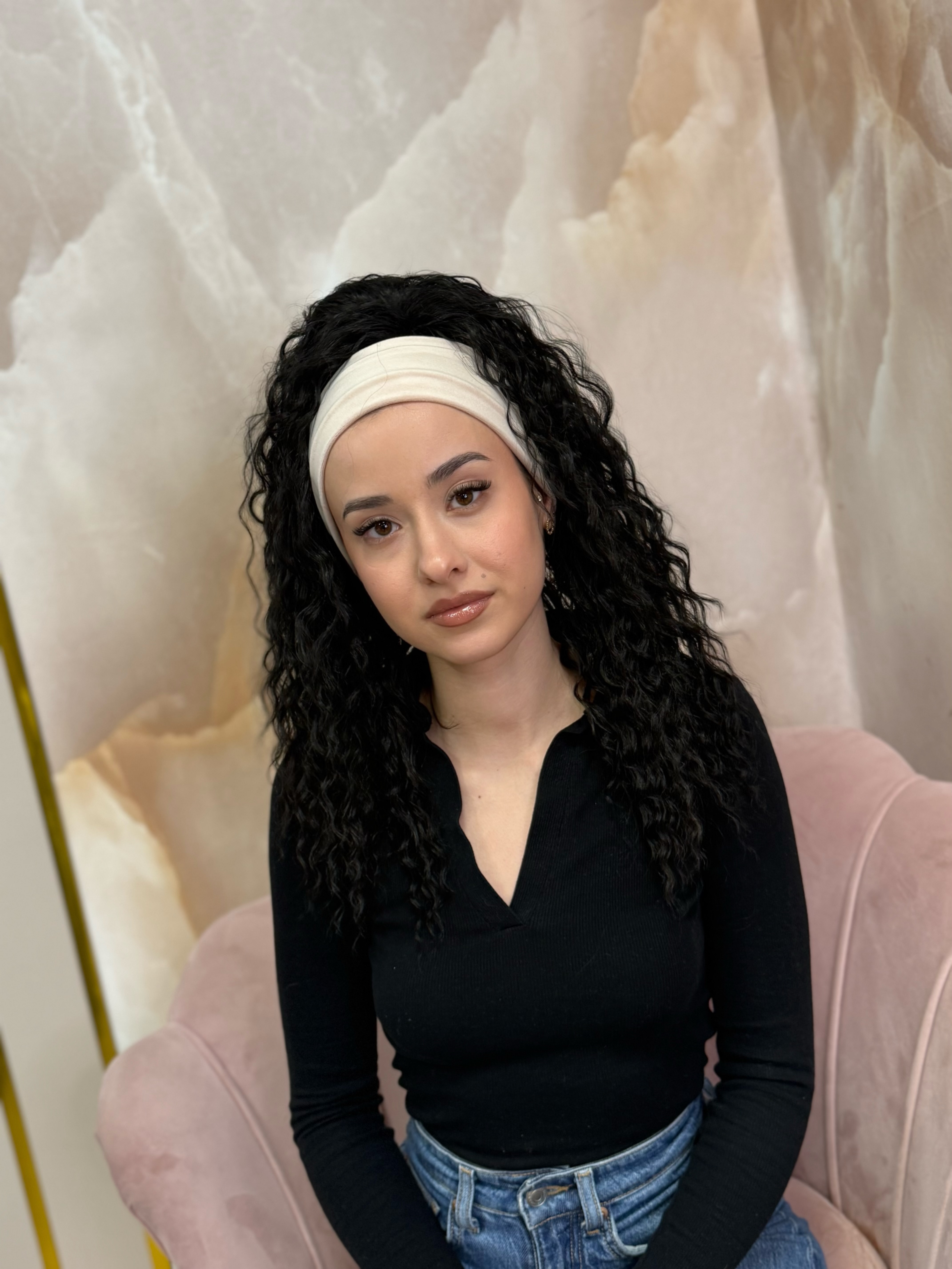 Kucyk Krótki Water Wave Czarny