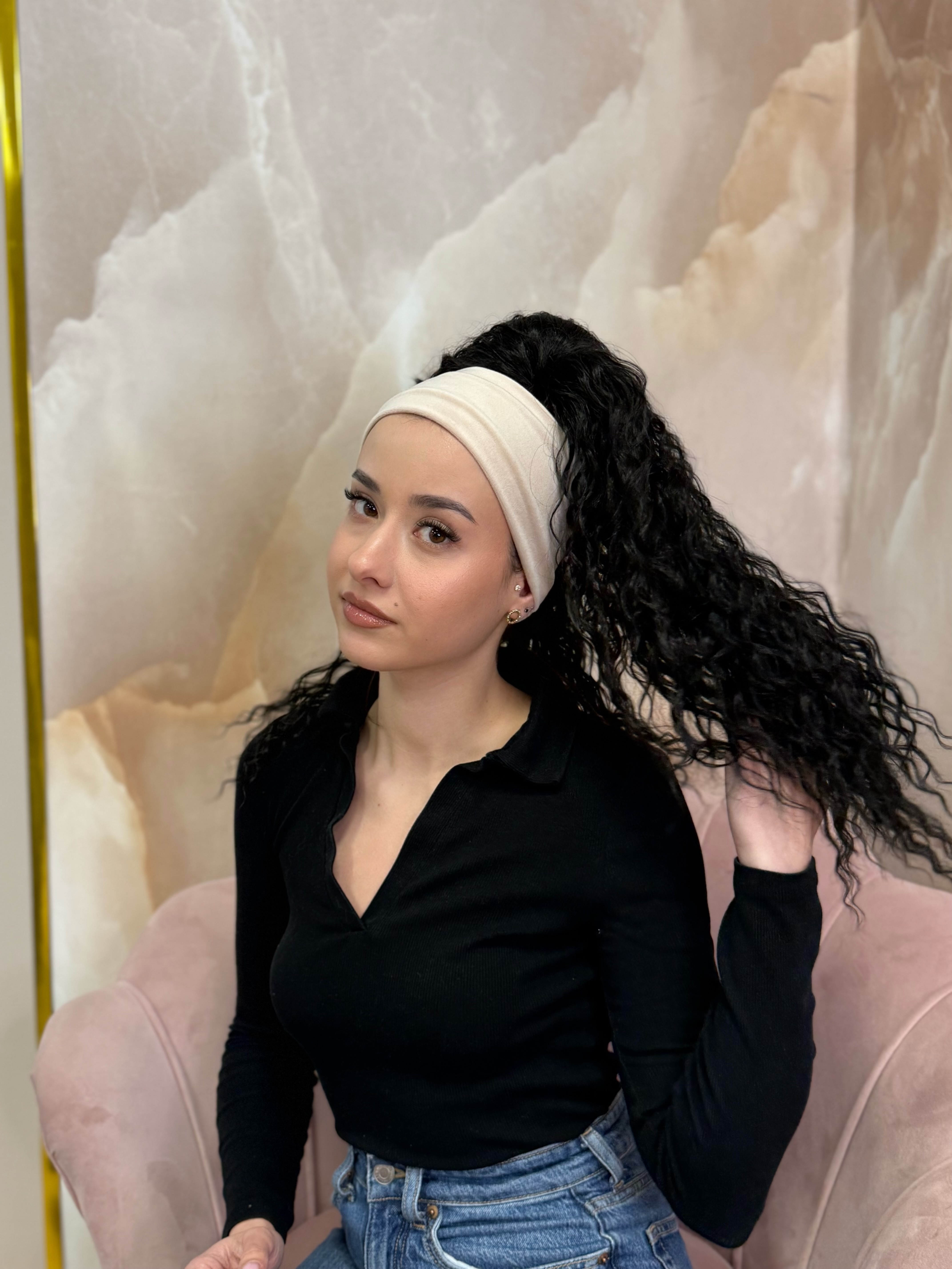 Kucyk Krótki Water Wave Czarny