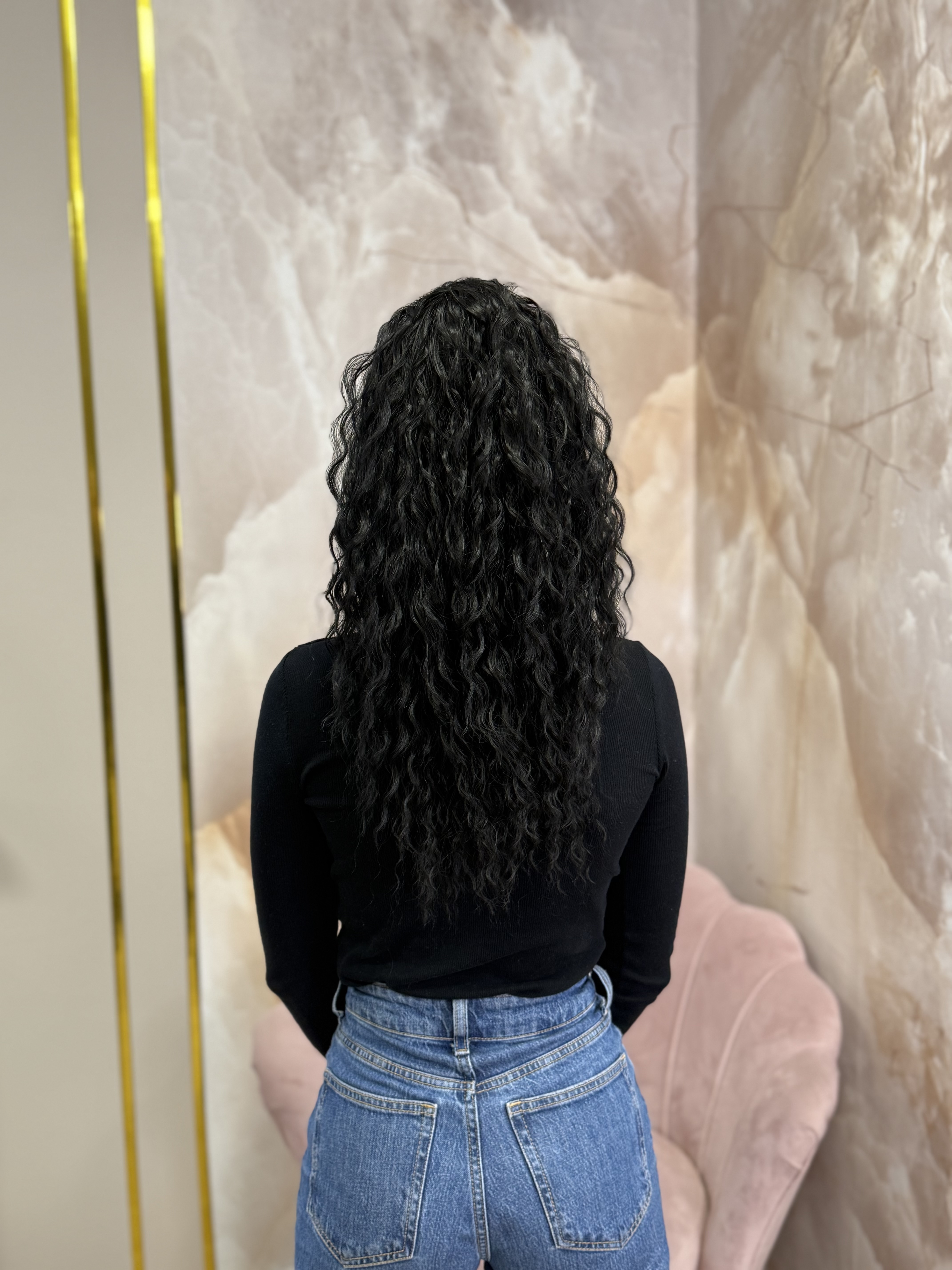 Kucyk Krótki Water Wave Czarny