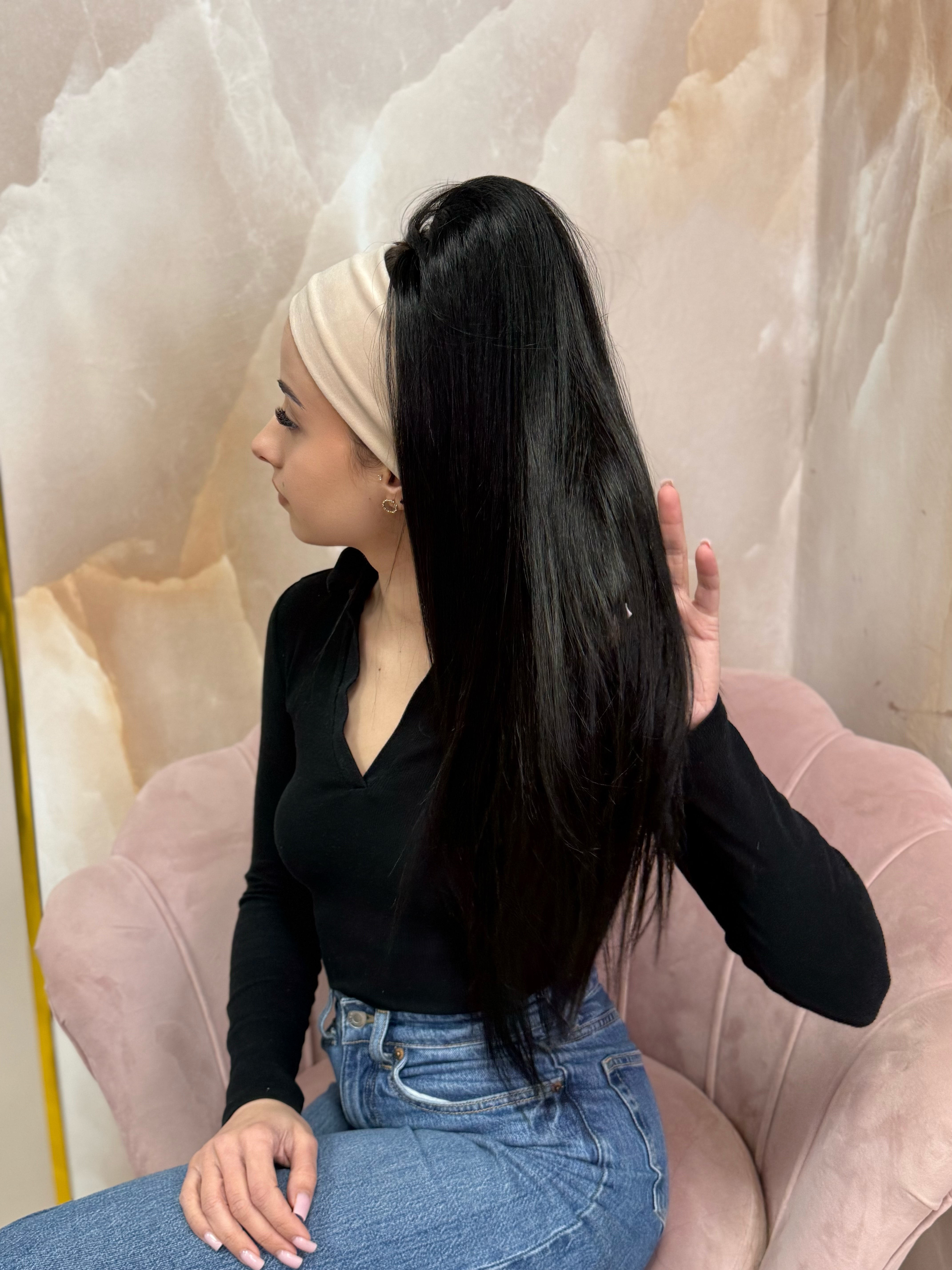 Kucyk Prosty Czarny długi