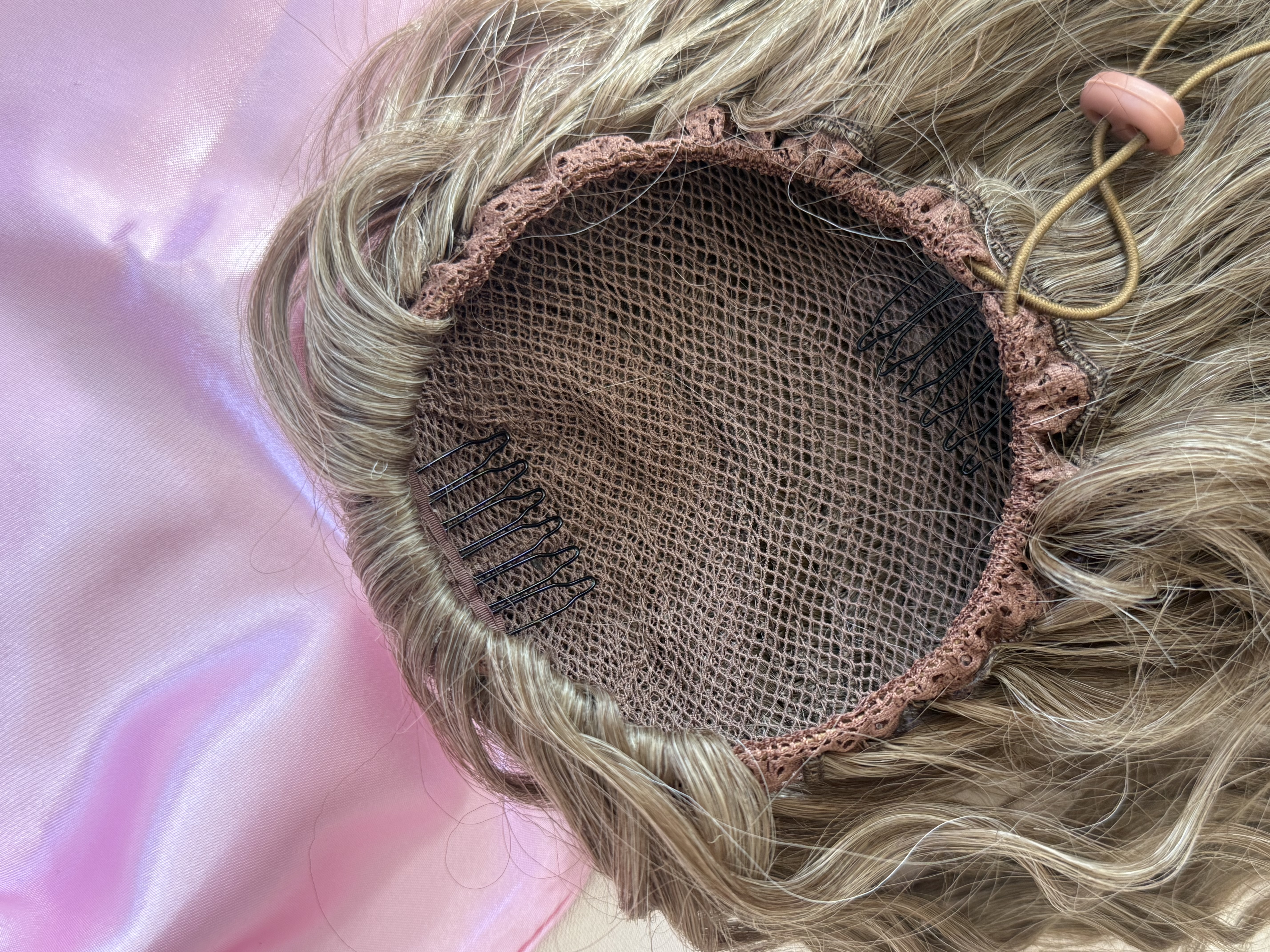 Kucyk Water Wave Długi Toffie