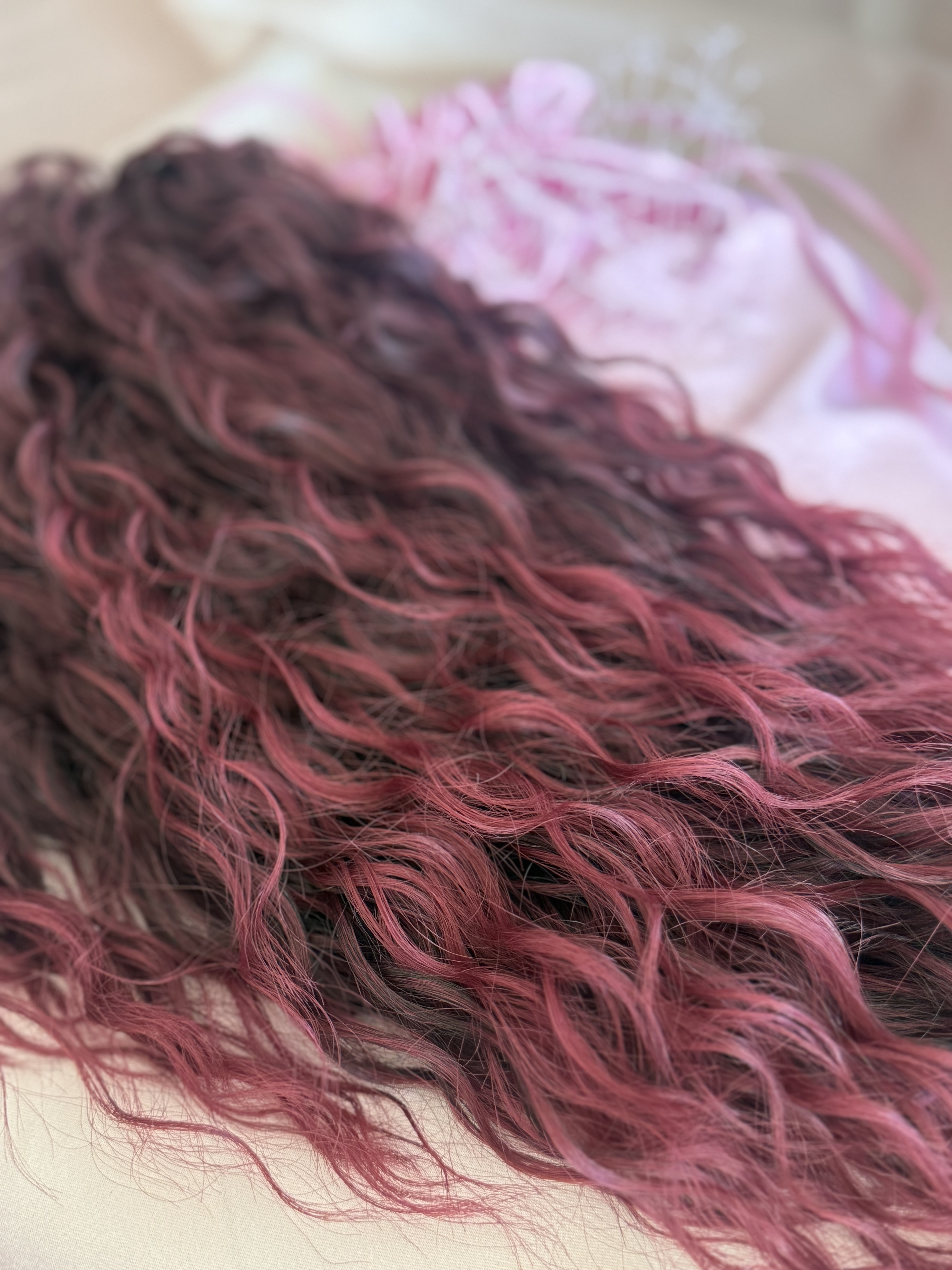 Kucyk Water Wave Krótki Bordo