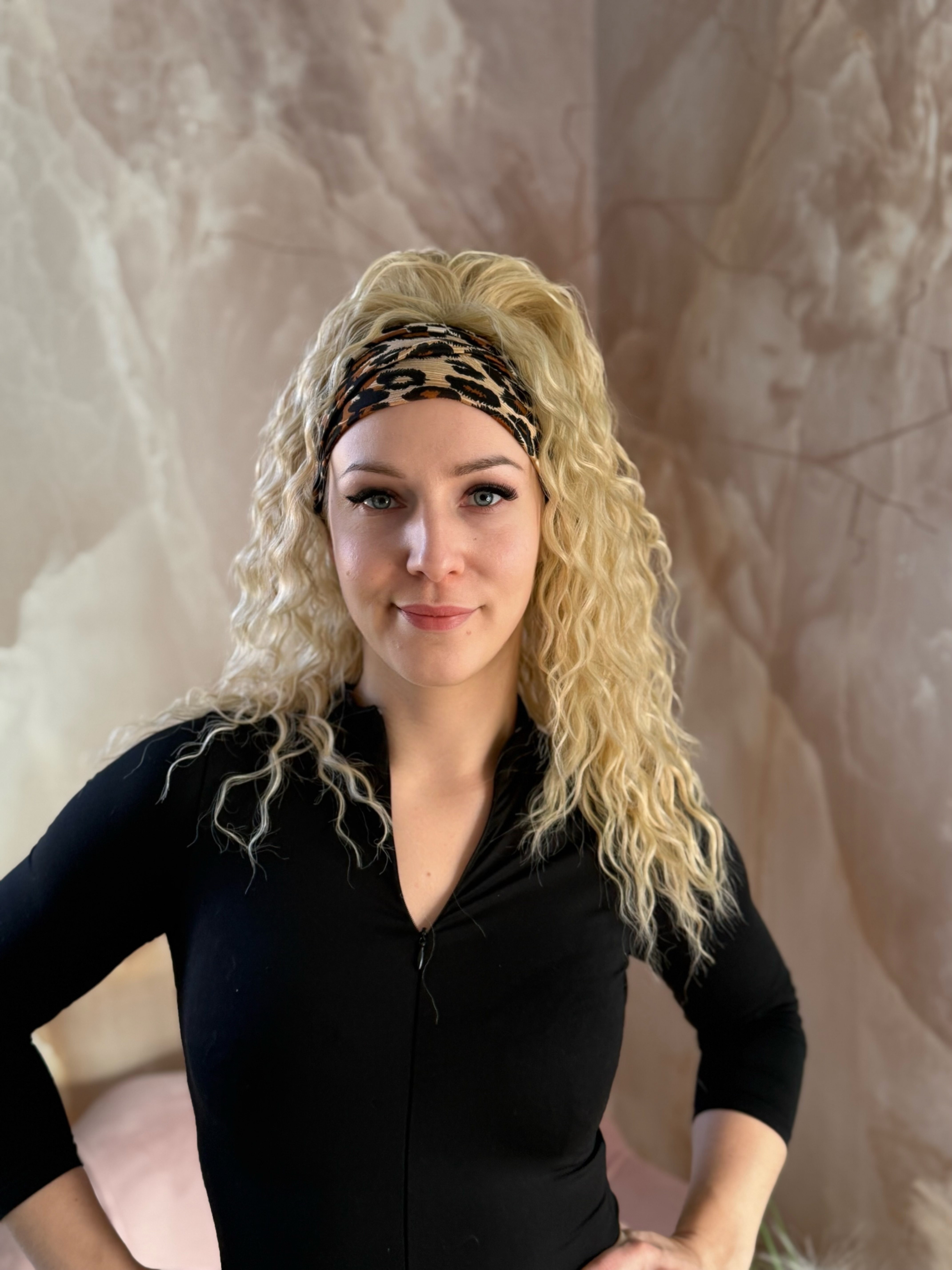 Kucyk Water Wave krótki Champagne