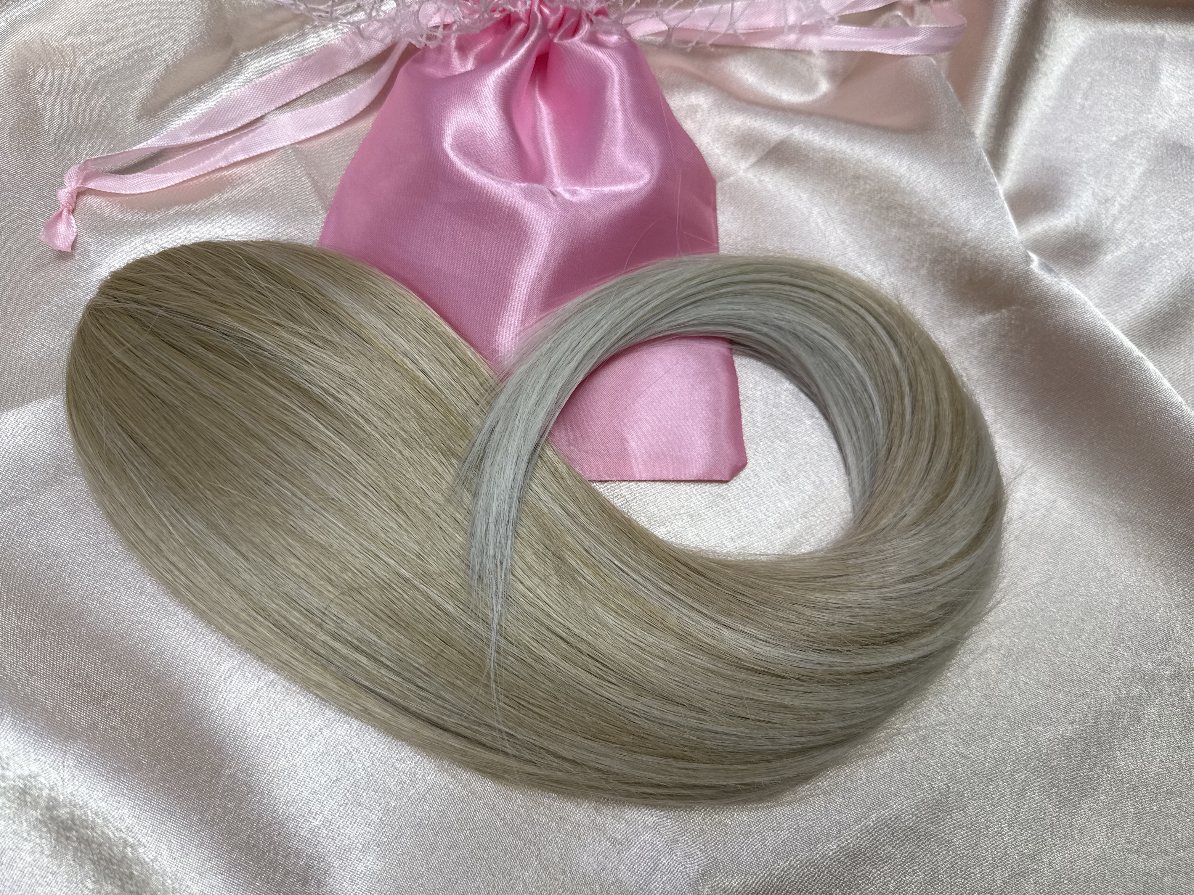 Kucyk Prosty Krótki Jasny Blond