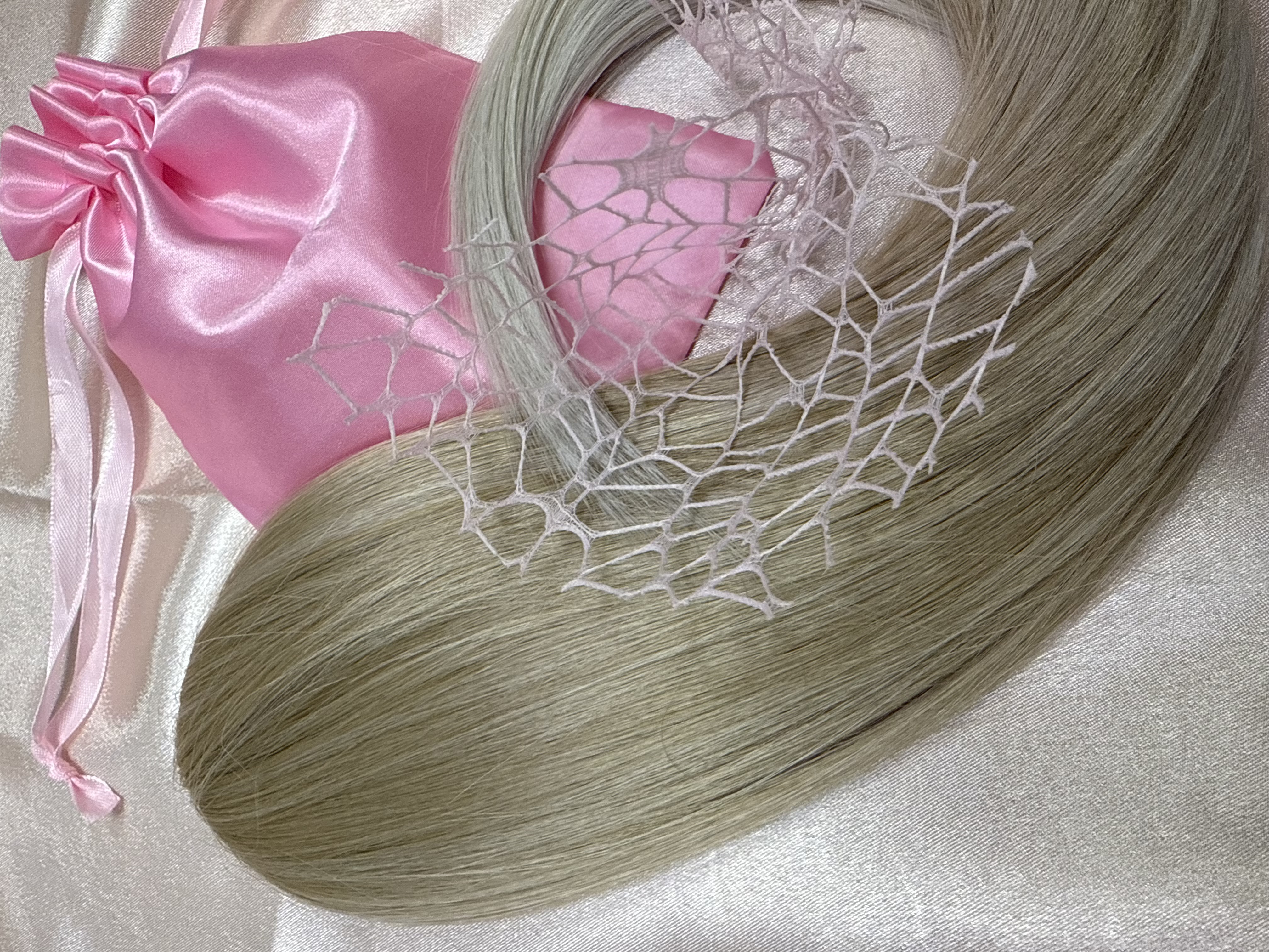Kucyk Prosty Krótki Jasny Blond
