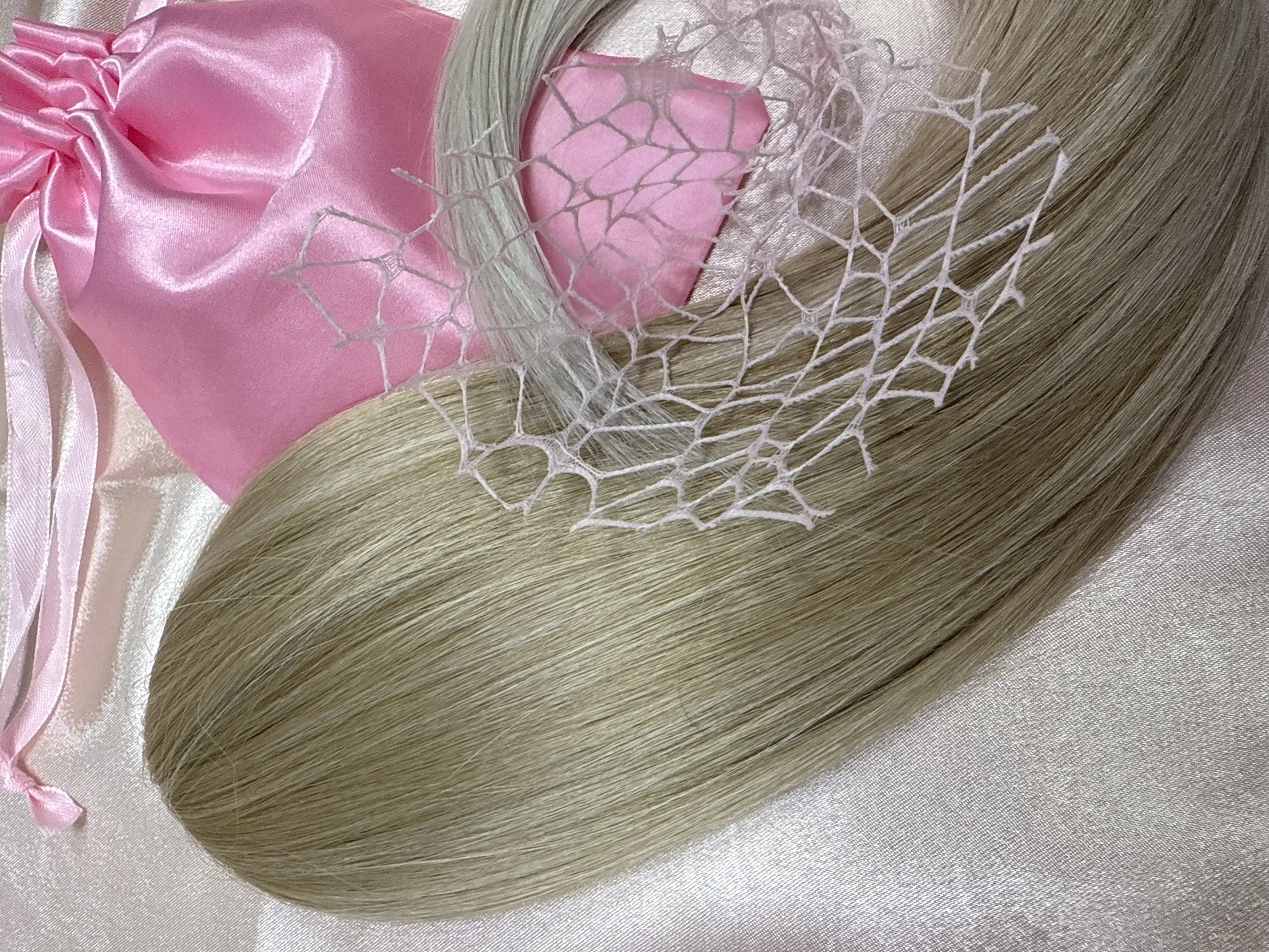 Kucyk Prosty Krótki Jasny Blond