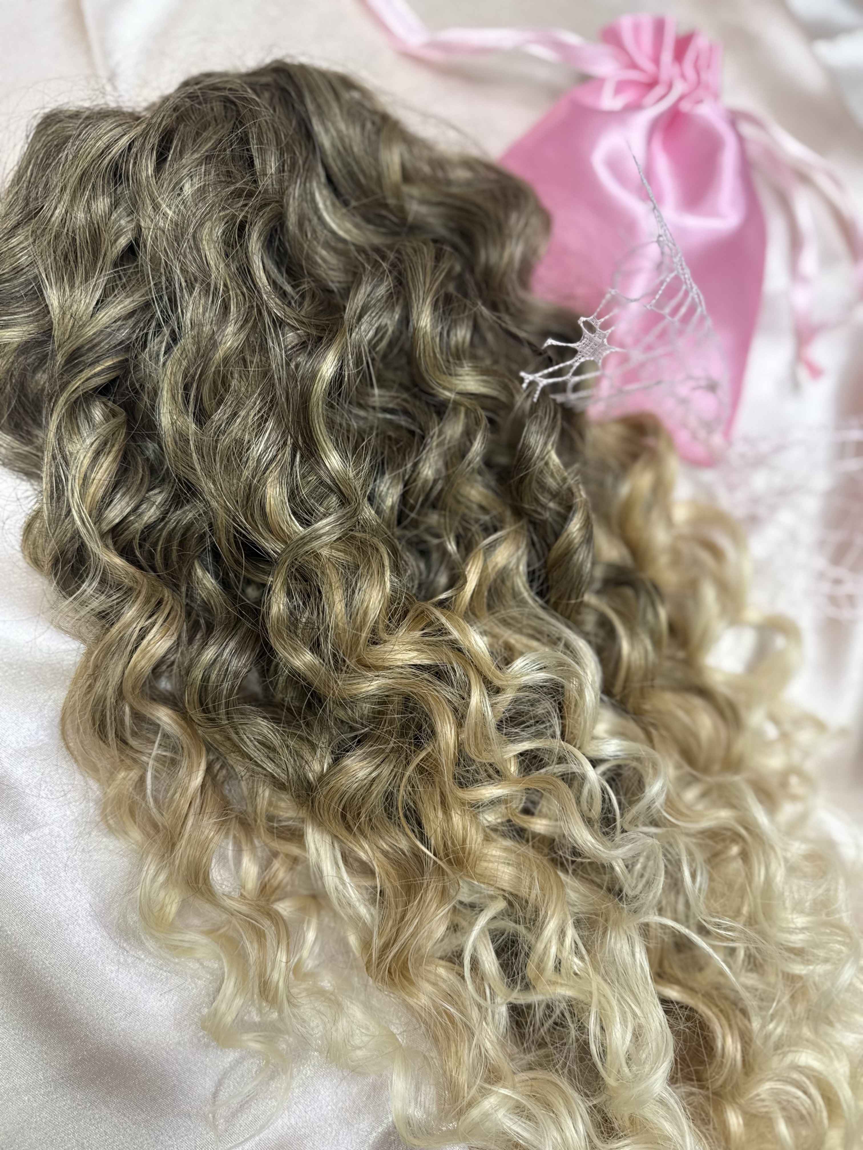 Kucyk Długi Loki Ombre Ciemny Blond