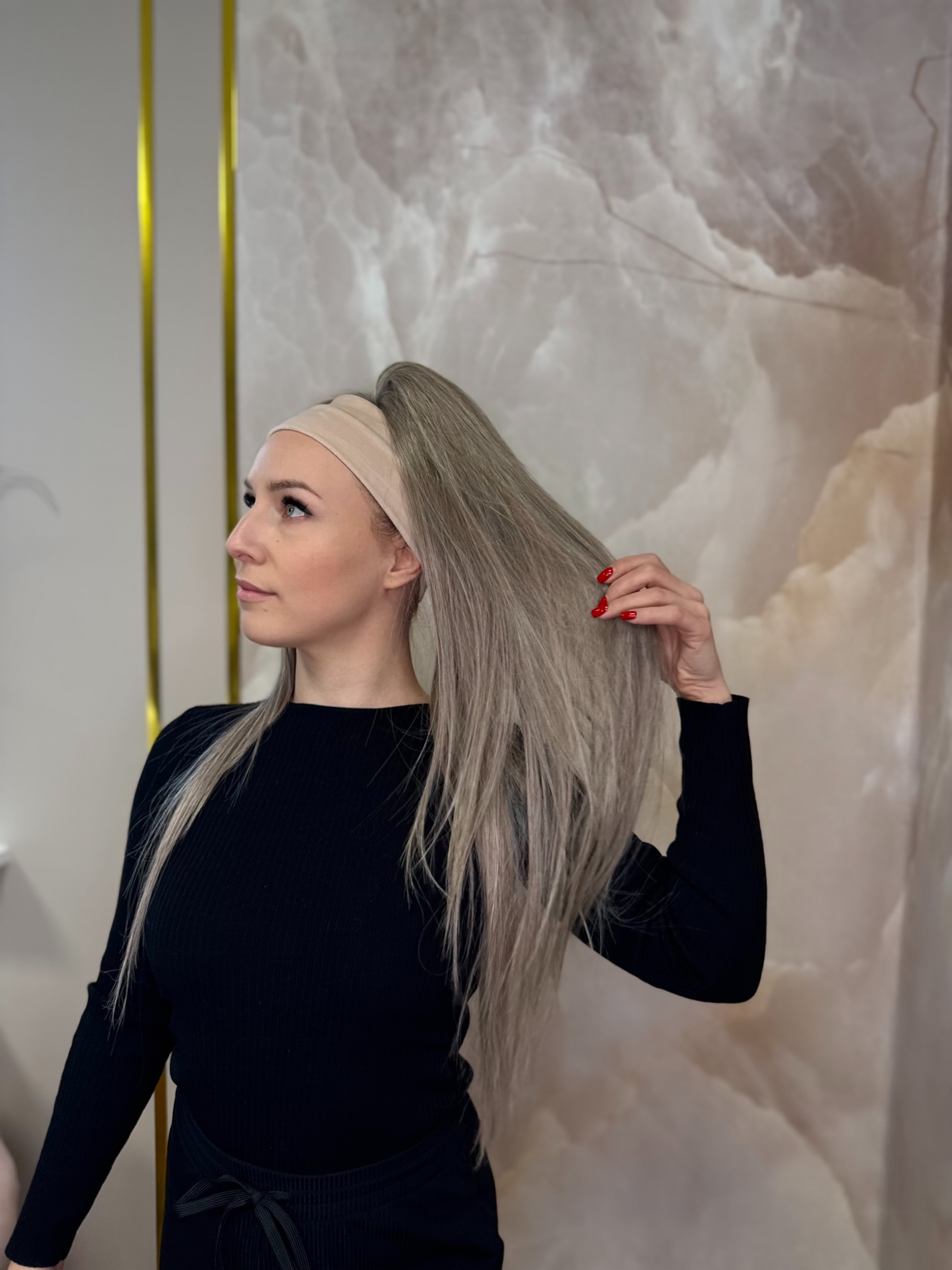 Kucyk Prosty Długi Baby Blonde